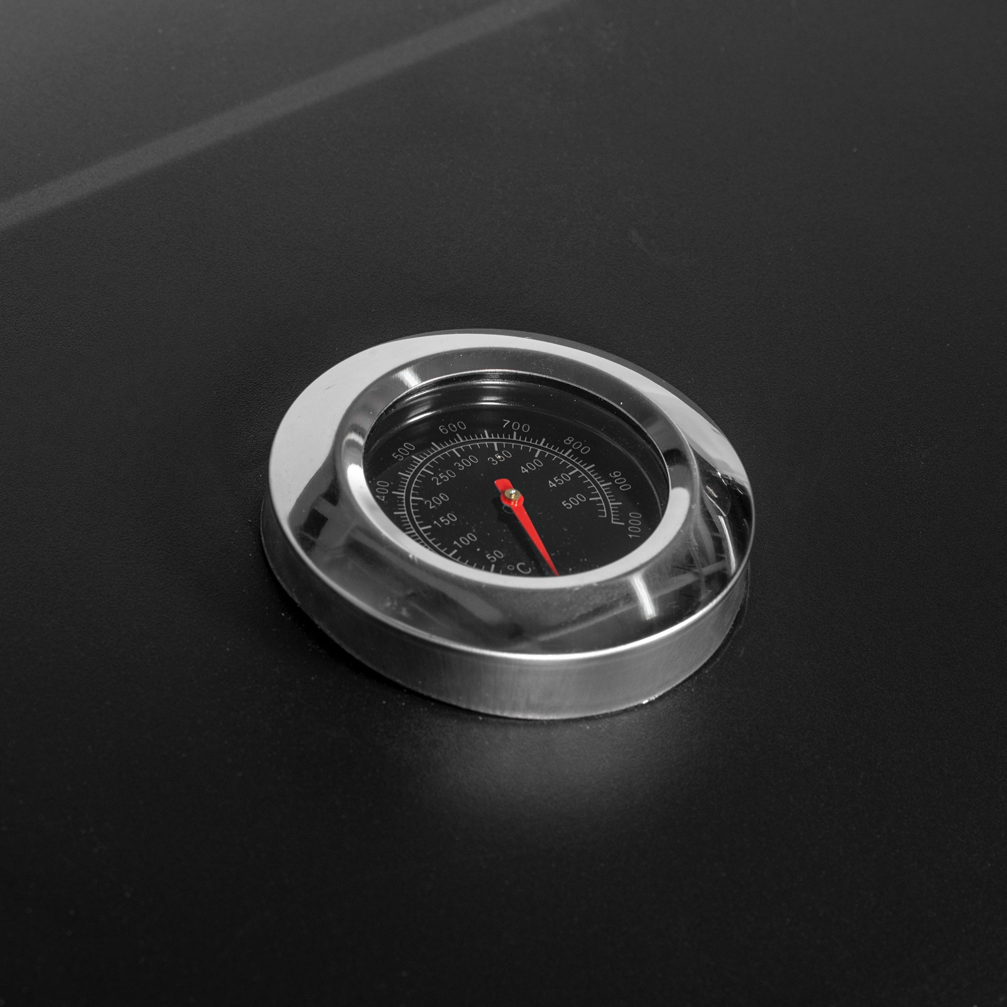 Outsunny Holzkohlegrill Smoker BBQ-Smoker, 1 Ablage, 1 Handtuchhalter, 2 Grillroste, 113 cm x 65 cm x 108 cm, Schwarz