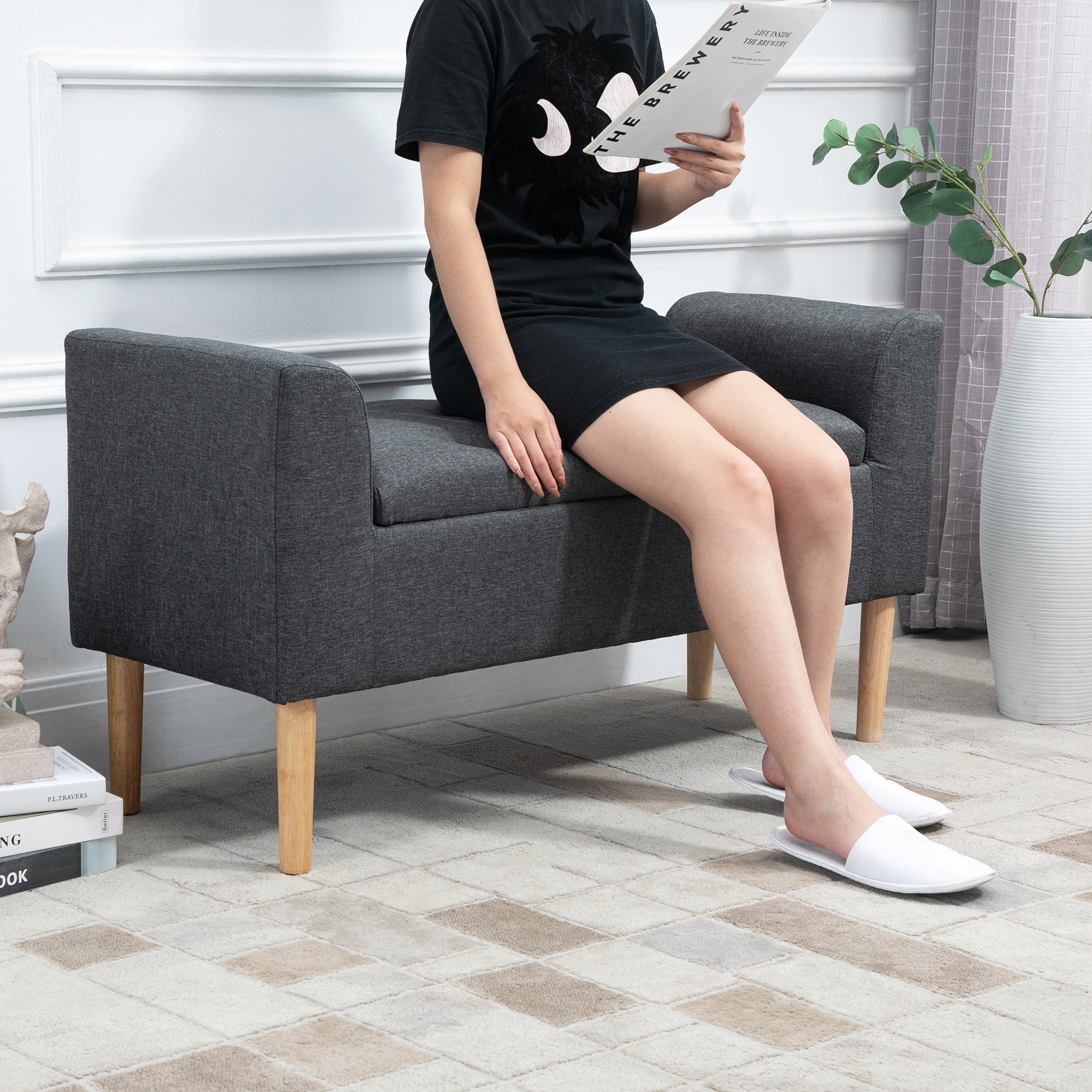 HOMCOM Sitzbank mit Stauraum, Polsterbank mit Leinenoptik, Holzbeine, Bettbank belastbar bis 130 kg, für Wohnzimmer Schlafzimmer Flur, 116 x 44 x 58 cm Dunkelgrau