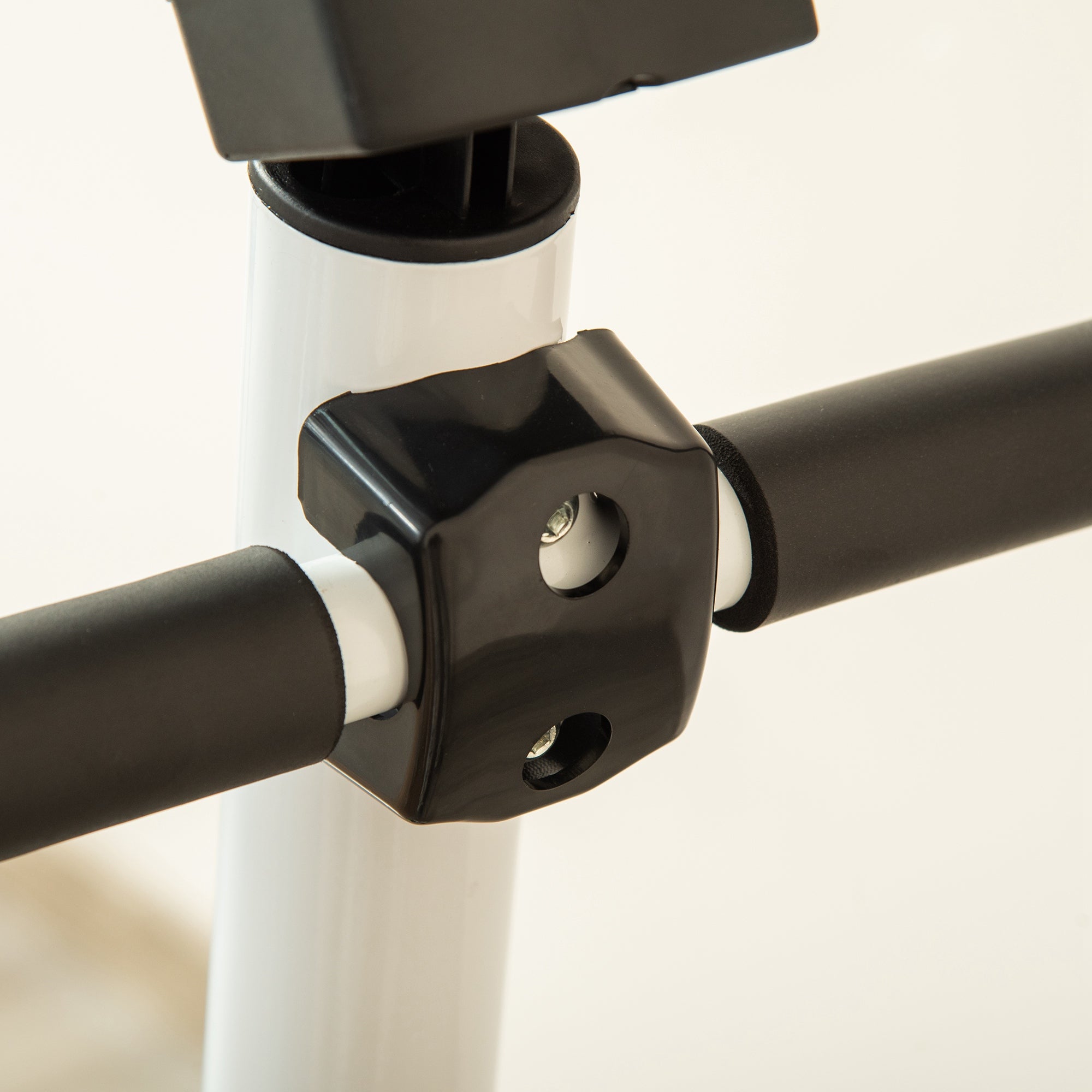 HOMCOM Stepper Fitnessgerät, LCD-Monitor, rutschfeste Pedale, Stahl und ABS, 55x44x108 cm, Grün+Schwarz