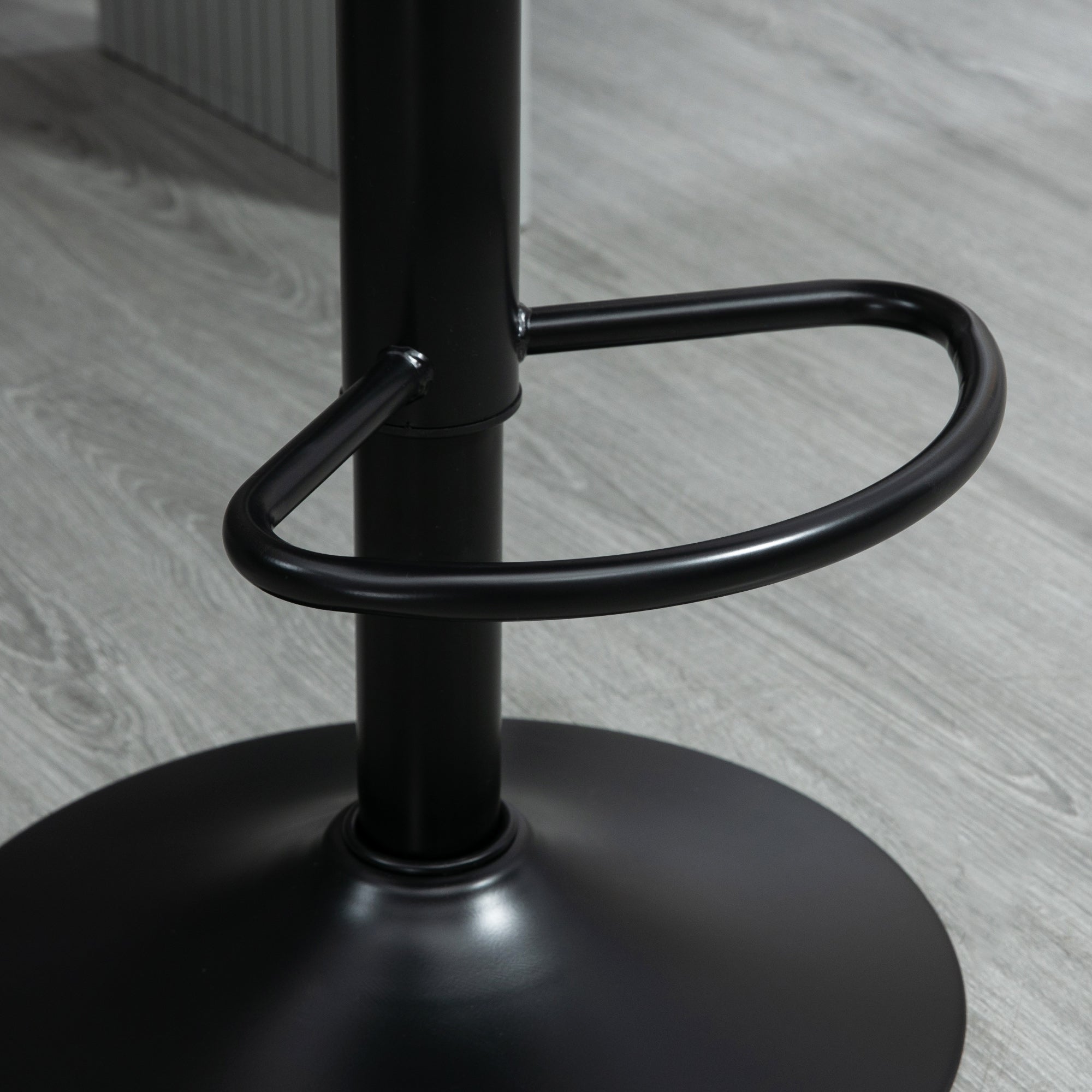 HOMCOM Barhocker 2er-Set im Retrodesign, mit Fußstütze, höhenverstellbar, 43 cm x49,5 cm x 111 cm