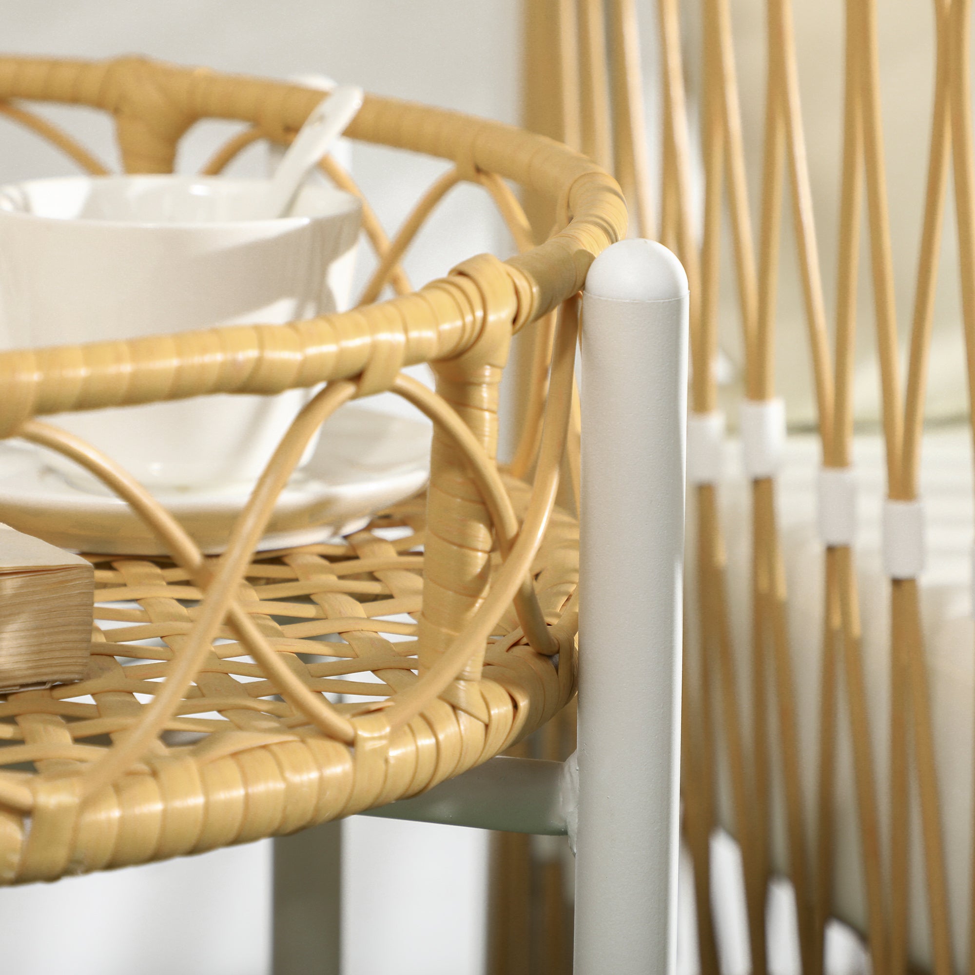 Outsunny 3-teiliges Bistro-Set Gartenmöbel-Set Gartensitzgruppe, PE-Rattan, 72 cm x 66 cm x 64 cm, Gelb+Creme