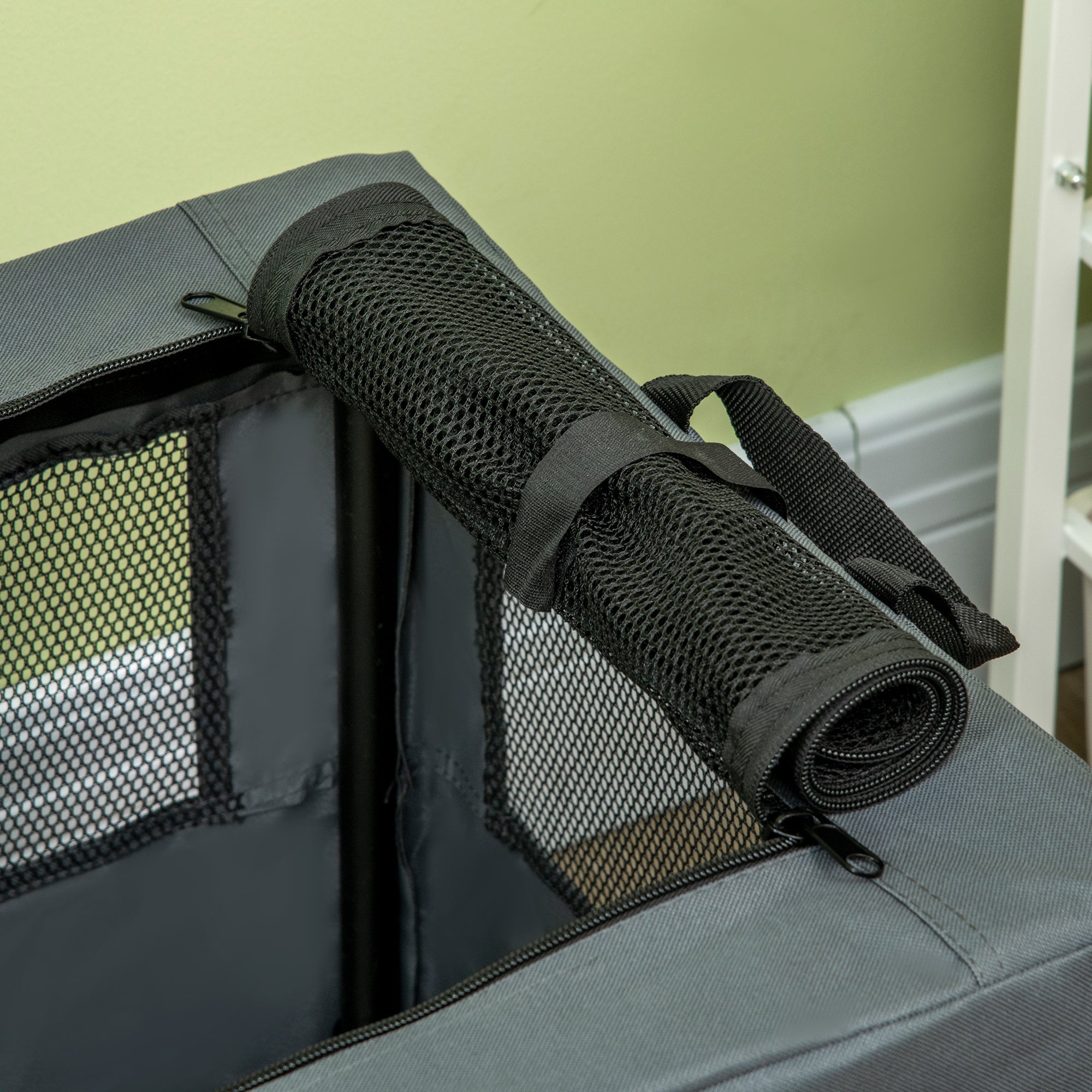 PawHut Transportbox, faltbar, 3 Eingänge, Innenkissen, für Hunde und Katzen bis 4 kg/40 cm, grau