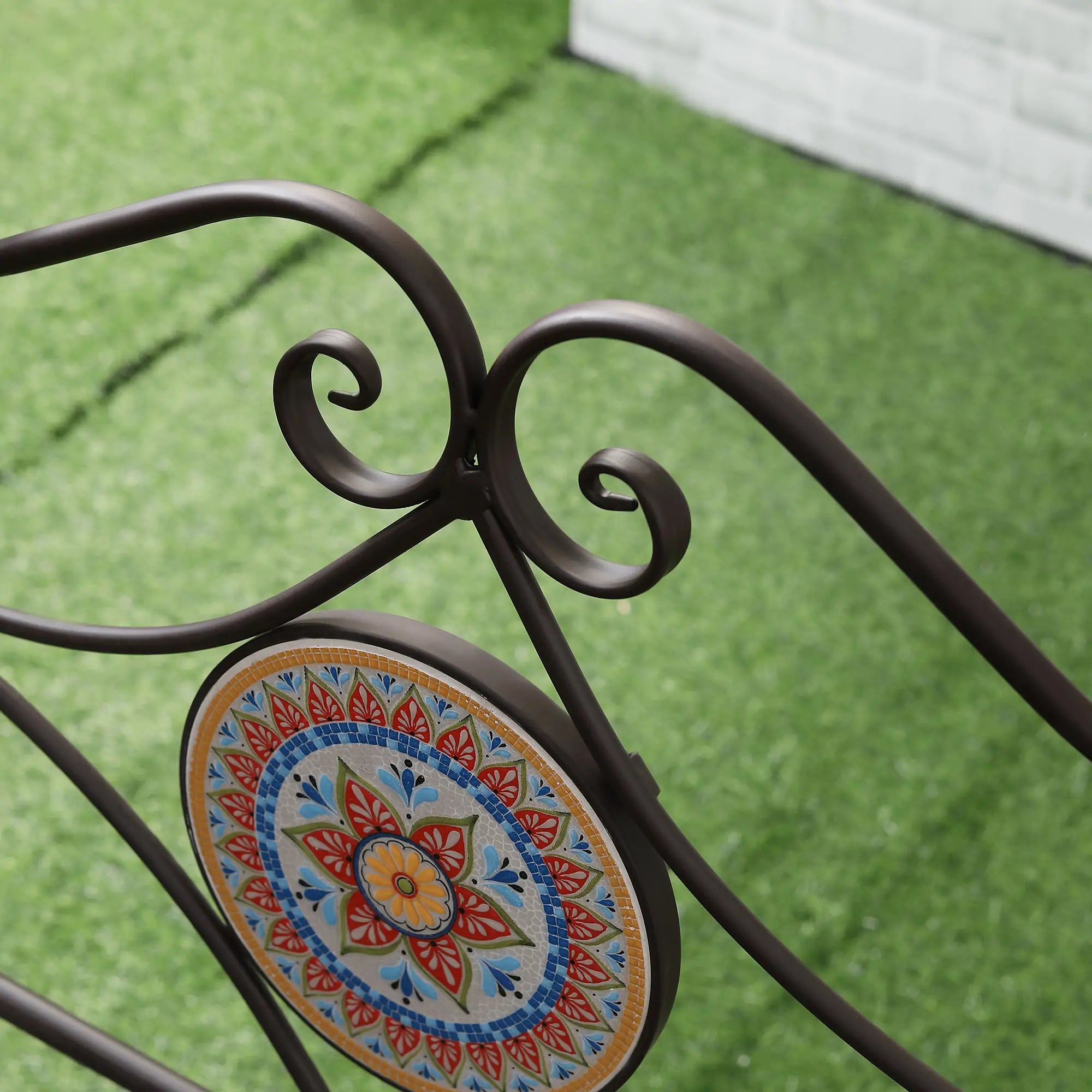 Outsunny Gartenbank im Vintage-Design, 2 Sitzer, wetterbeständig, mit Mosaiksteinen, 121 cm x 52 cm x 93 cm, Mehrfarbig