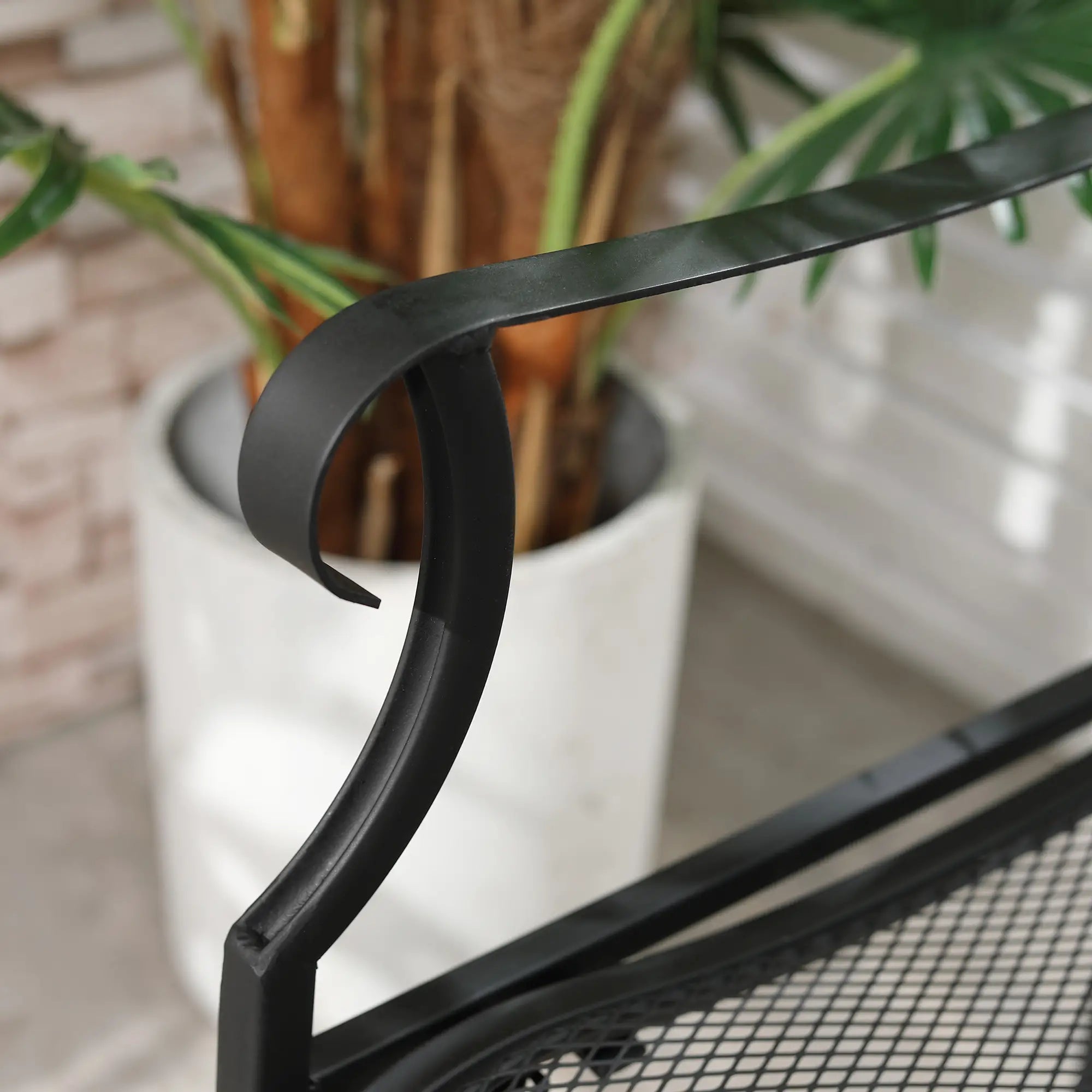 Outsunny Nostalgische Gartenbank aus Metall, 2-Sitzer, wetterbeständig, schwarz, 113 cm x 58 cm x 98 cm