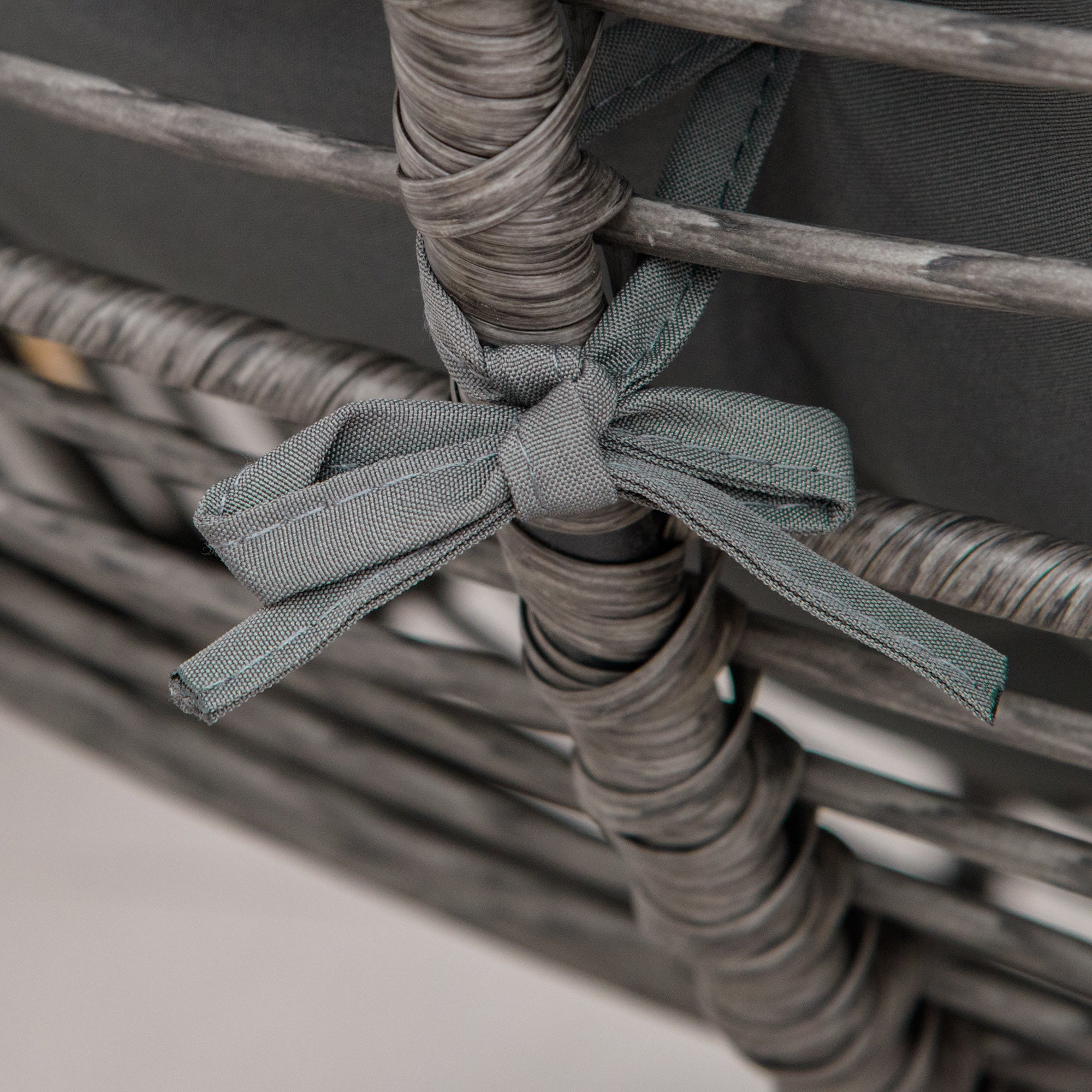 Outsunny Rattan Relaxsessel mit Fußhocker, Gartensessel mit dicke Kissen Outdoor Rattanstuhl Gartenstuhl für Garten, Balkon, Terrasse Grau