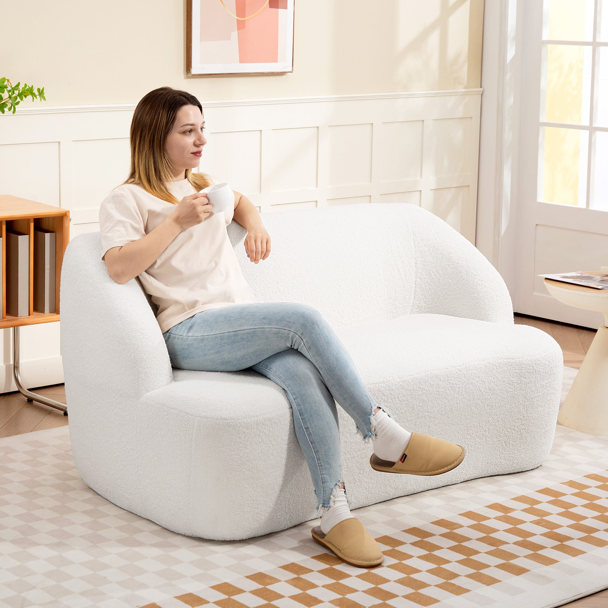 HOMCOM 2-Sitzer-Sofa, geschwungenes Design, Polstersofa mit Fleece-Bezug, für Wohnzimmer, Schlafzimmer, Homeoffice, Cremeweiß