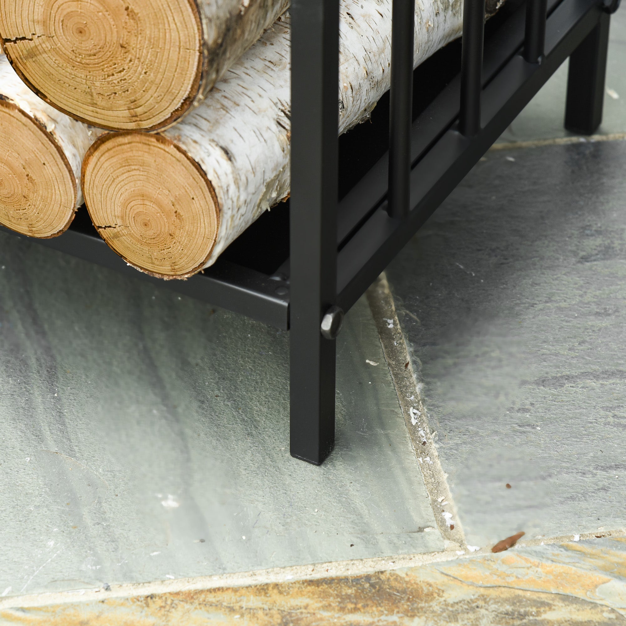 Outsunny Kaminholzregal Kaminholzständer mit zwei Griffen Kaminbesteck 50 kg belastbar Feuerholzablage Kaminwerkzeug Metall Schwarz 39 x 32,5 x 46 cm