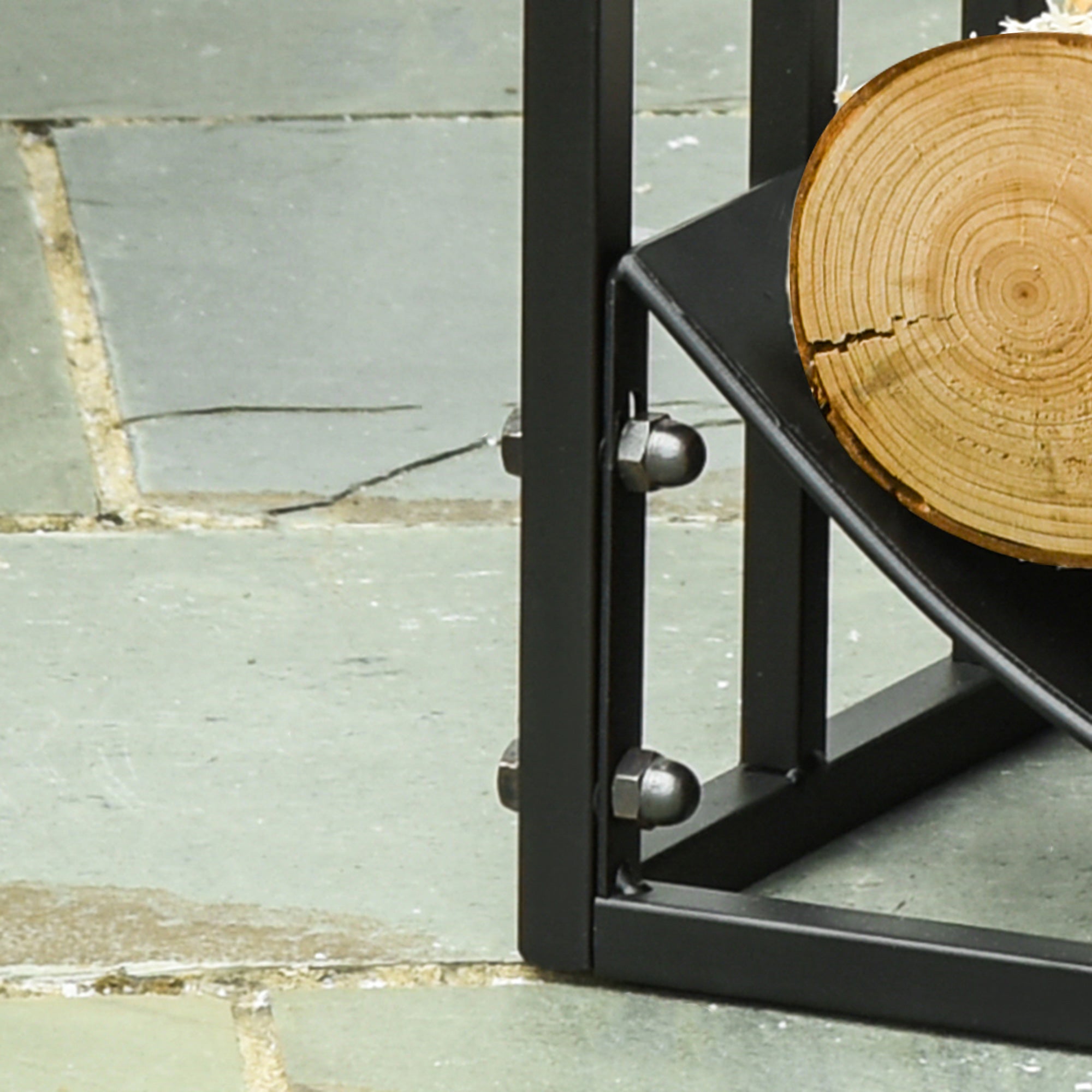 Outsunny Kaminholzregal Kaminholzständer Brennholzregal 60 kg belastbar Feuerholzablage Kaminwerkzeug Metall Schwarz 60,5 x 36 x 46,5 cm