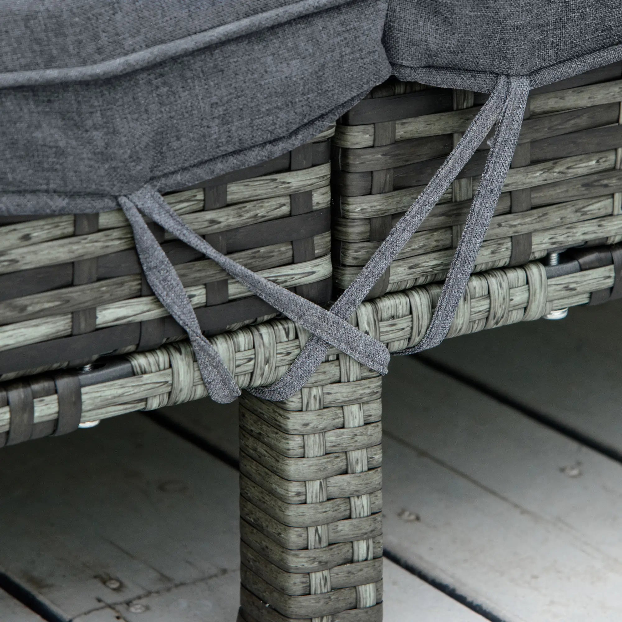 Outsunny Polyrattan Sonnenliege für 2 Personen 5-fach verstellbar