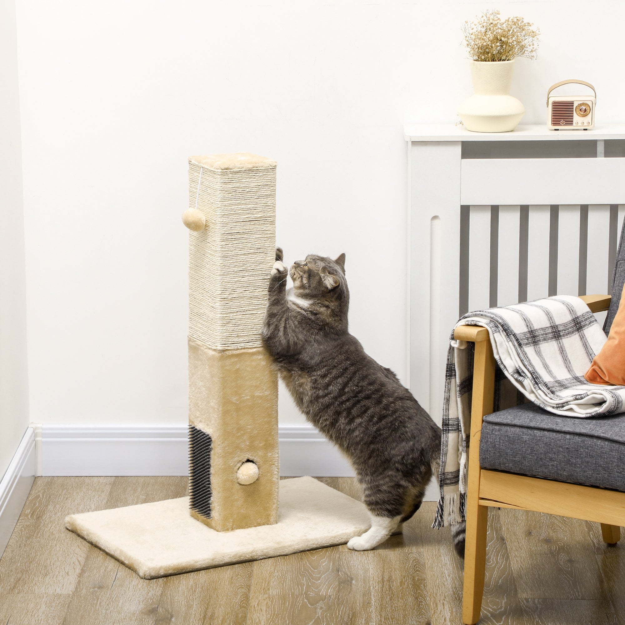 PawHut Kratzbaum für Katzen, Kratzsäule, 79 cm Katzenbaum mit Juteseil, inklusive Spielzeug, Plüsch, Beige