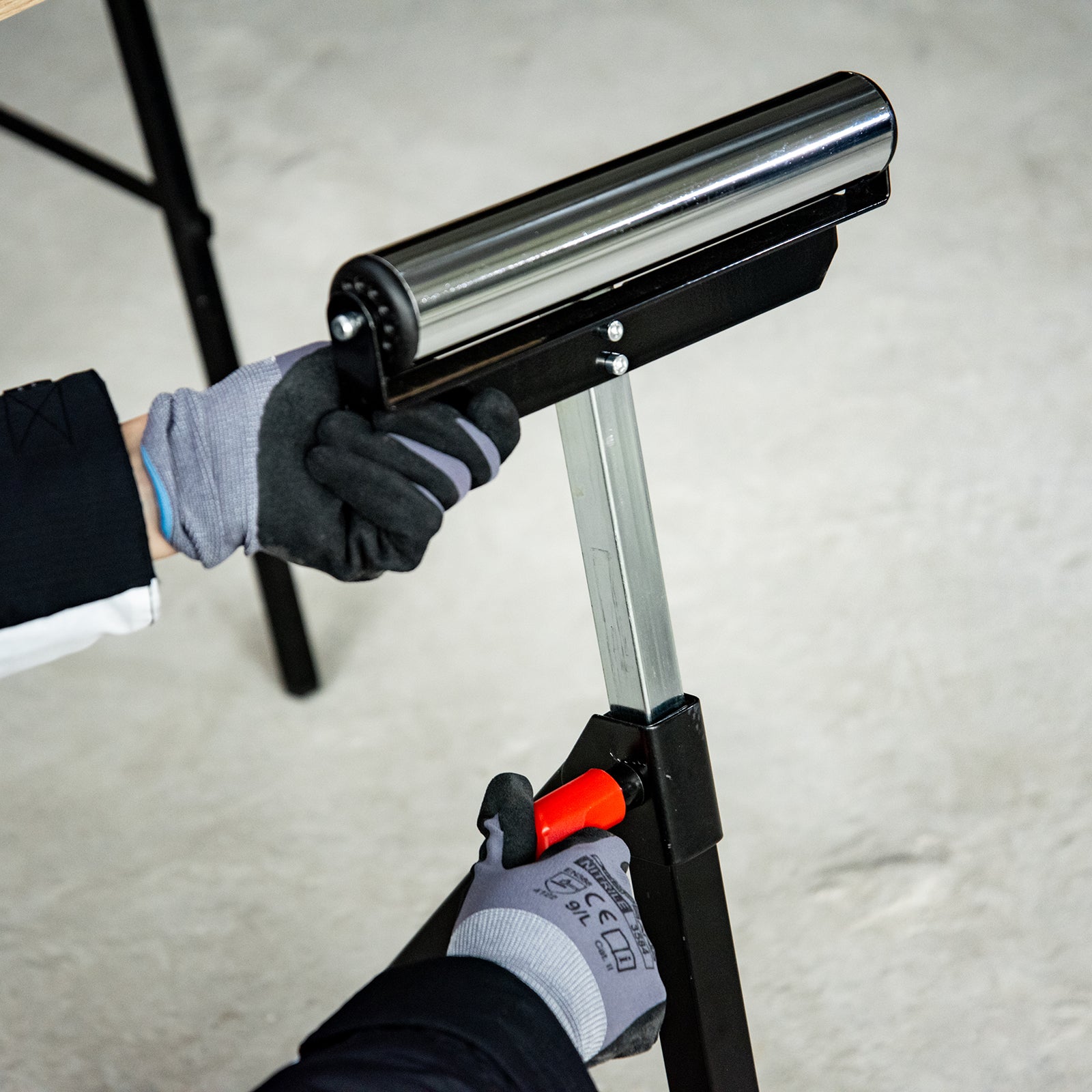 HOMCOM Rollenbock, Rollenauflage, Höhenverstellbares Arbeitsbock, Rollenständer, Hiflsbock, Stützbock, bis 90 kg, Metall, Schwarz, 44 x 50 x 68-110 cm