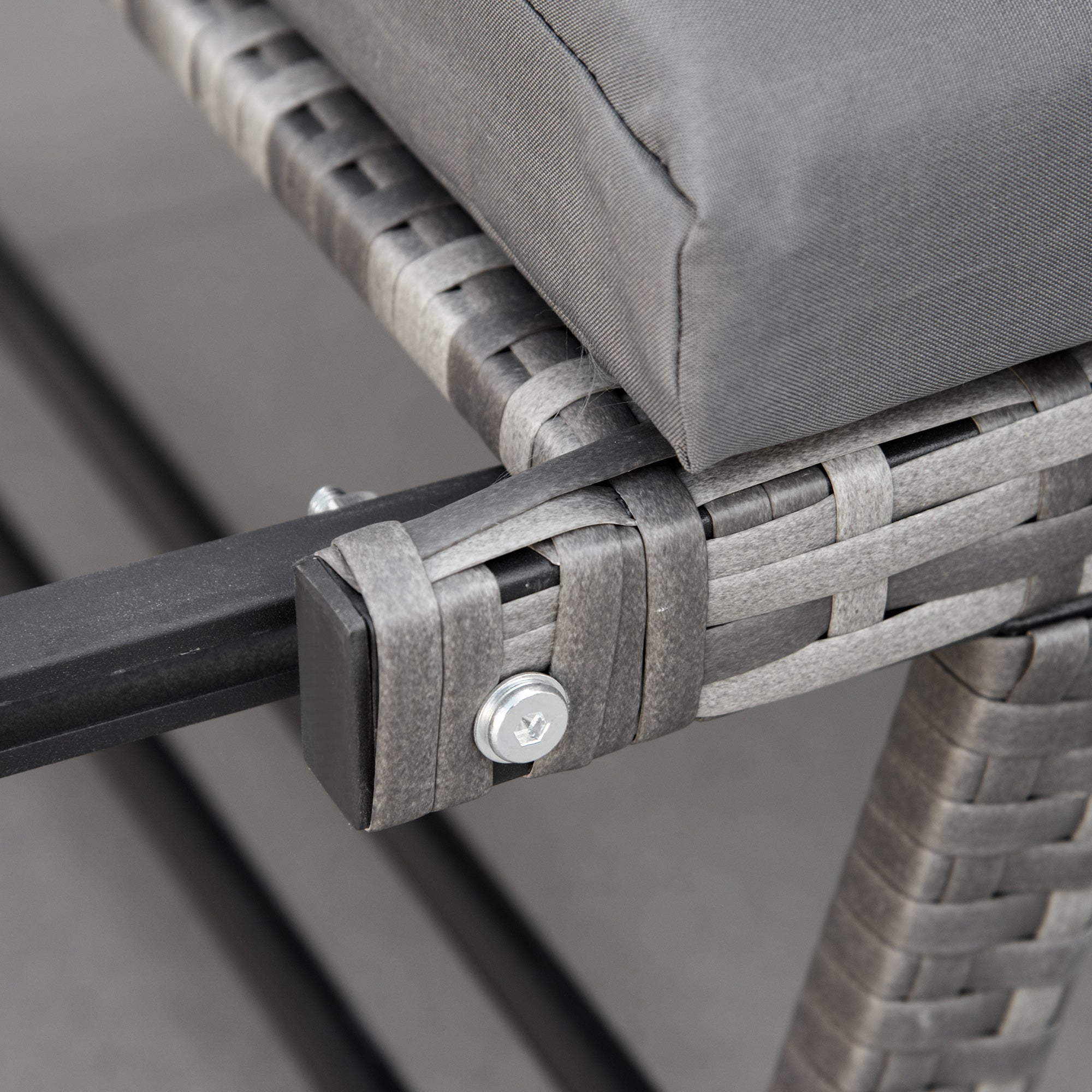 Outsunny Polyrattan Gartensofa 2 Sitzer Gartenmöbel Loungesofa Gartenbank Gartenliege klappbar Armlehnen Stahl Grau 129 x 63 x 67 cm