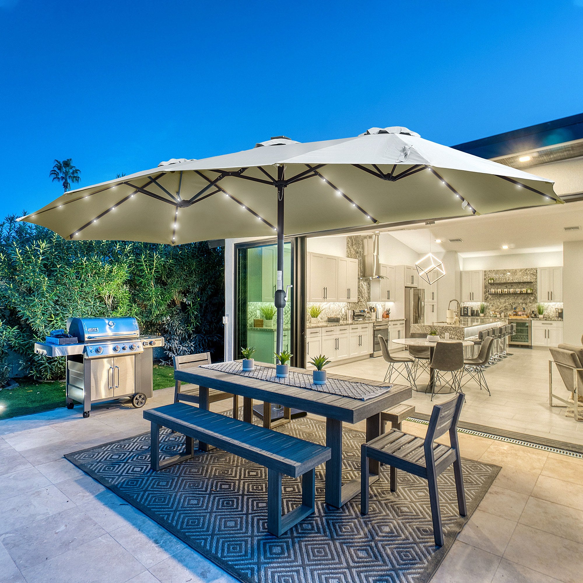 Outsunny Sonnenschirm mit LED Solar 4,5m Doppelsonnenschirm Gartenschirm Marktschirm Terrassenschirm Oval Hellgrau+Schwarz