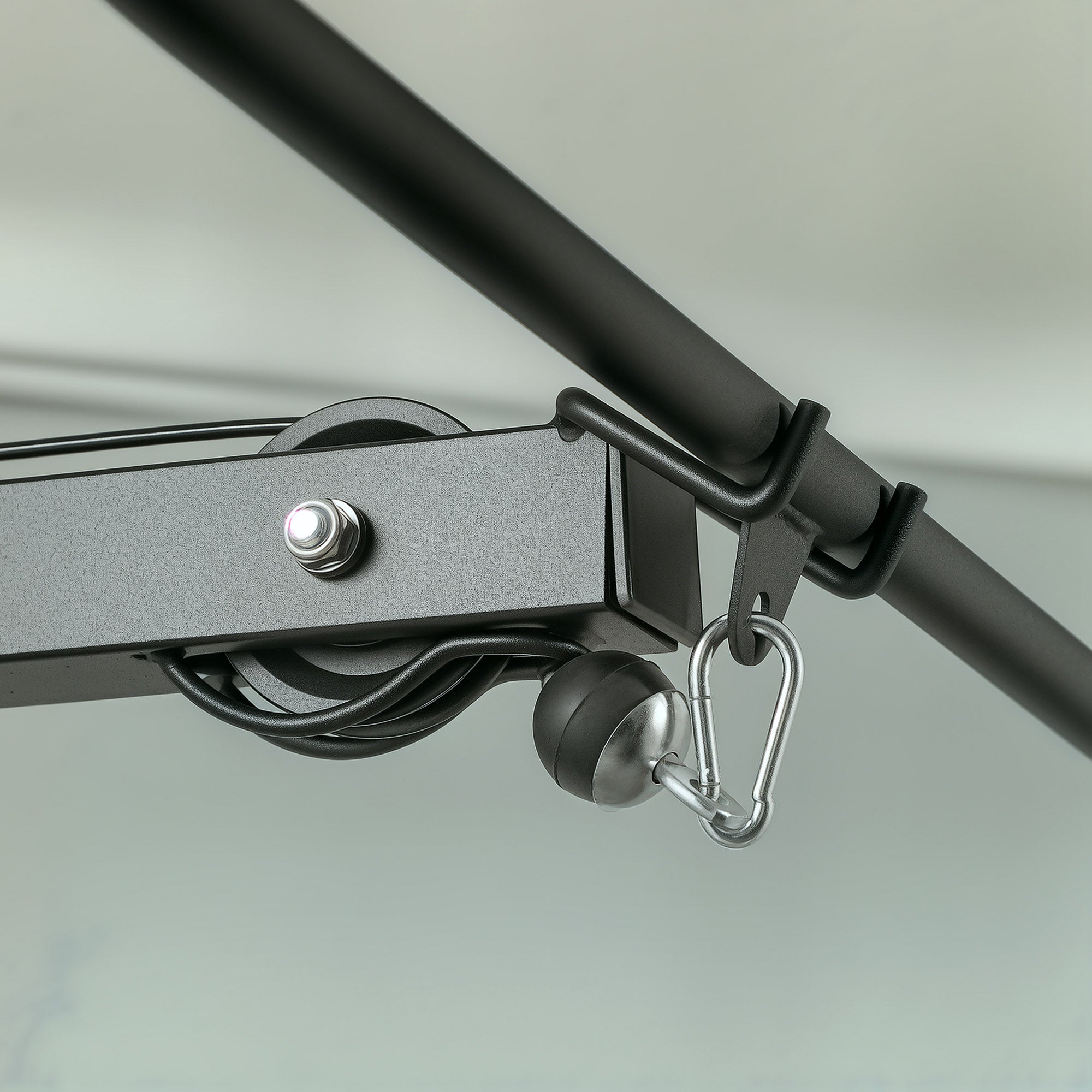 HOMCOM Kraftstation mit Riemenscheibe Sitz verstellbar und mehreren Kabelpositionen Stahl Schwarz 107 x 120 x 190 cm