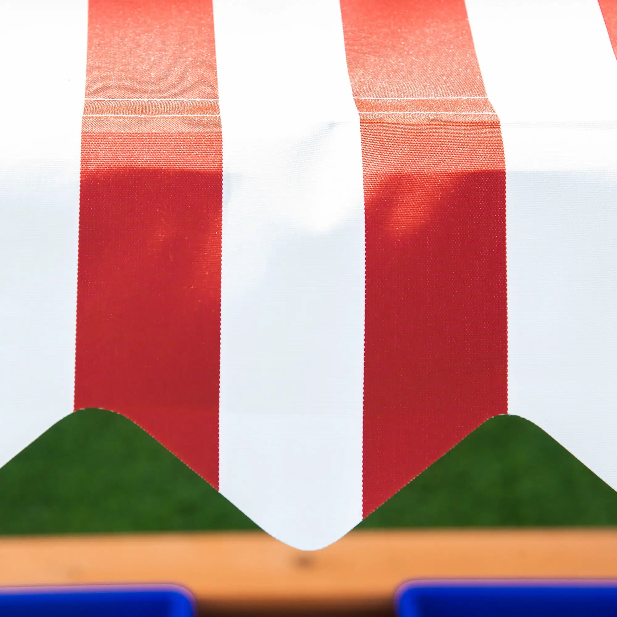 Outsunny Sandkasten mit höhenverstellbarem Dach – Natur