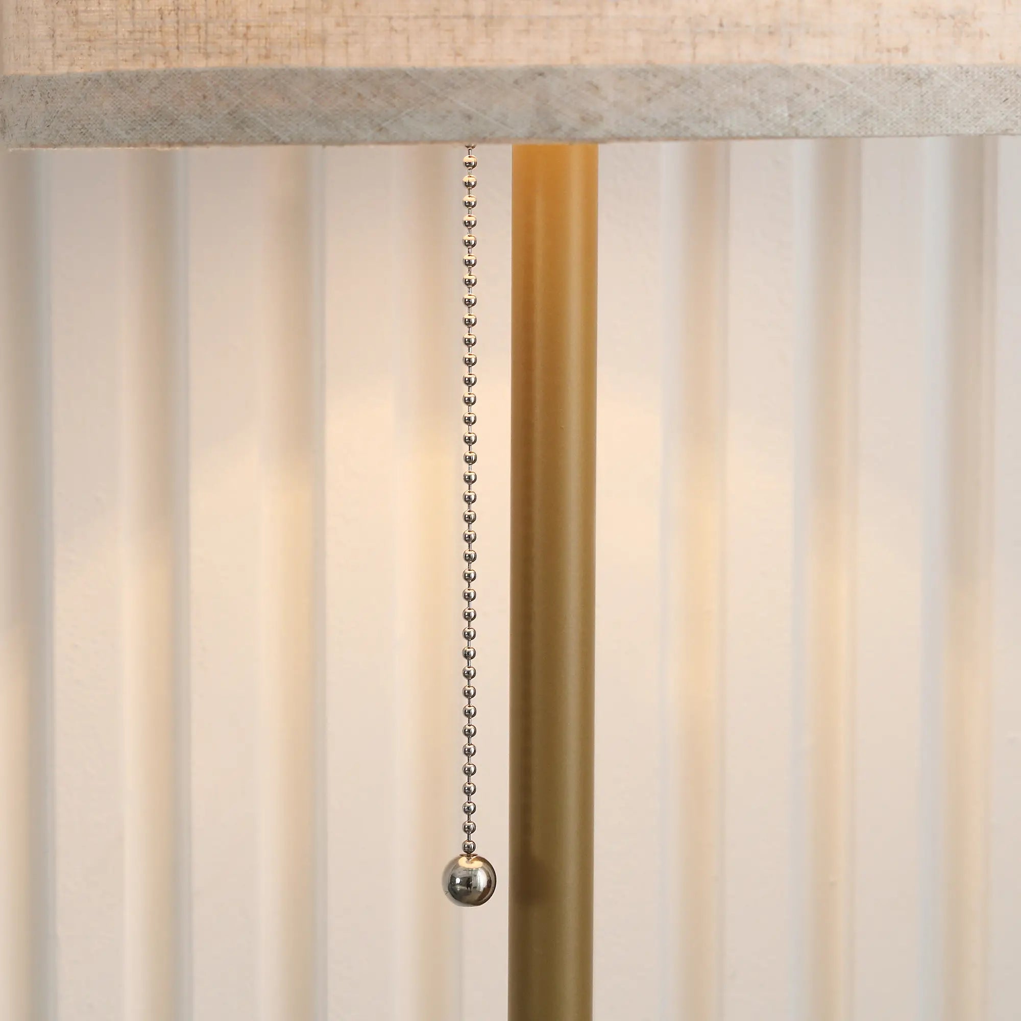 HOMCOM Stehlampe Standleuchte elegantes Design weiches Licht Leinen Cremeweiß