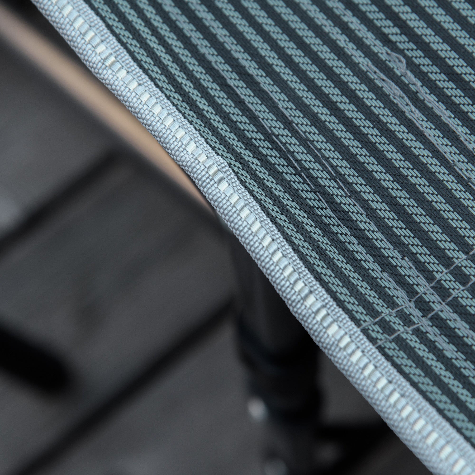 Outsunny Campingbett, klappbares Feldbett mit Kopfkissen, 188 x 64,5 x 53 cm, Grau