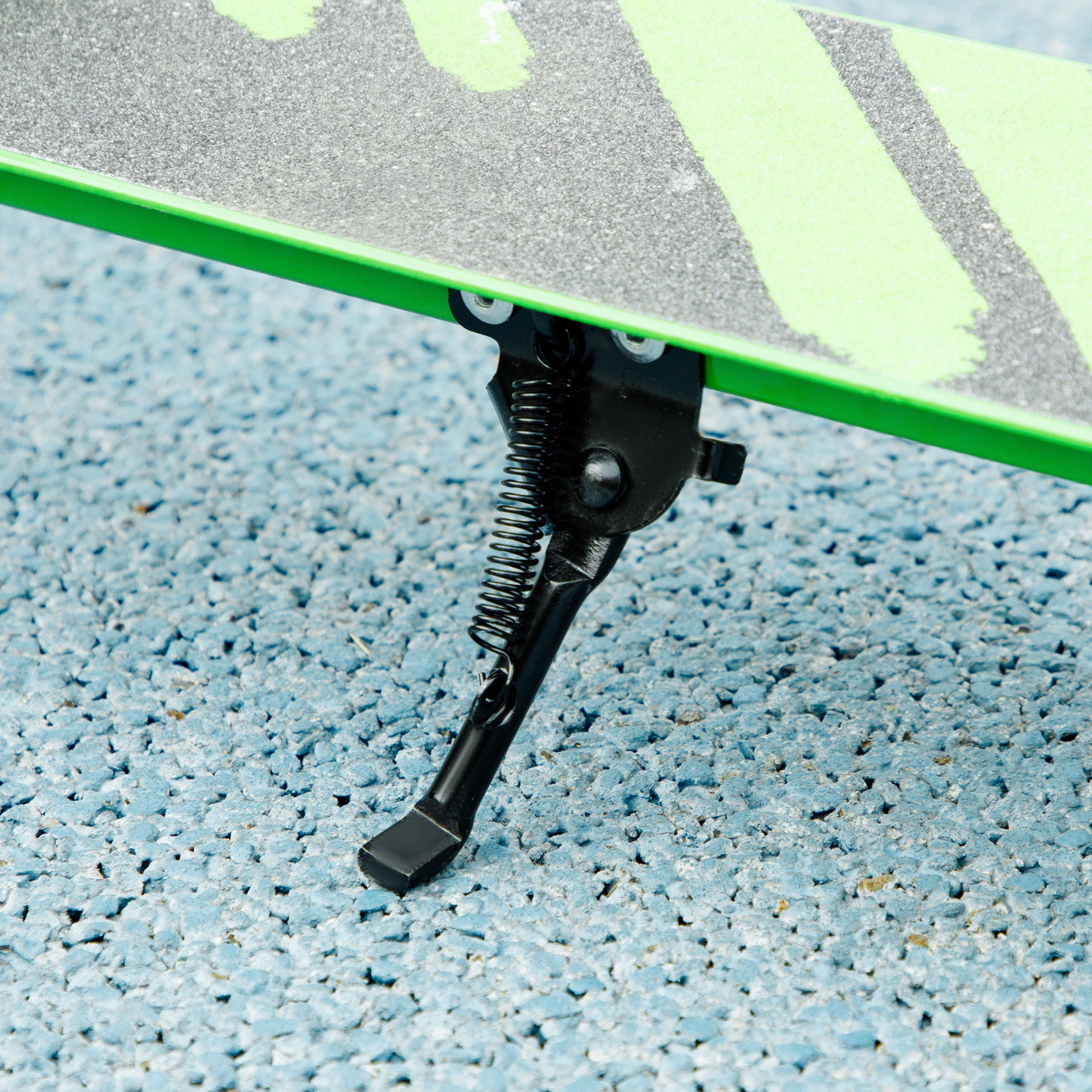 AIYAPLAY Kinderroller, Doppelte Bremsen, Metallrahmen, Fußstütze, faltbar, 3-8 Jahre, Grün