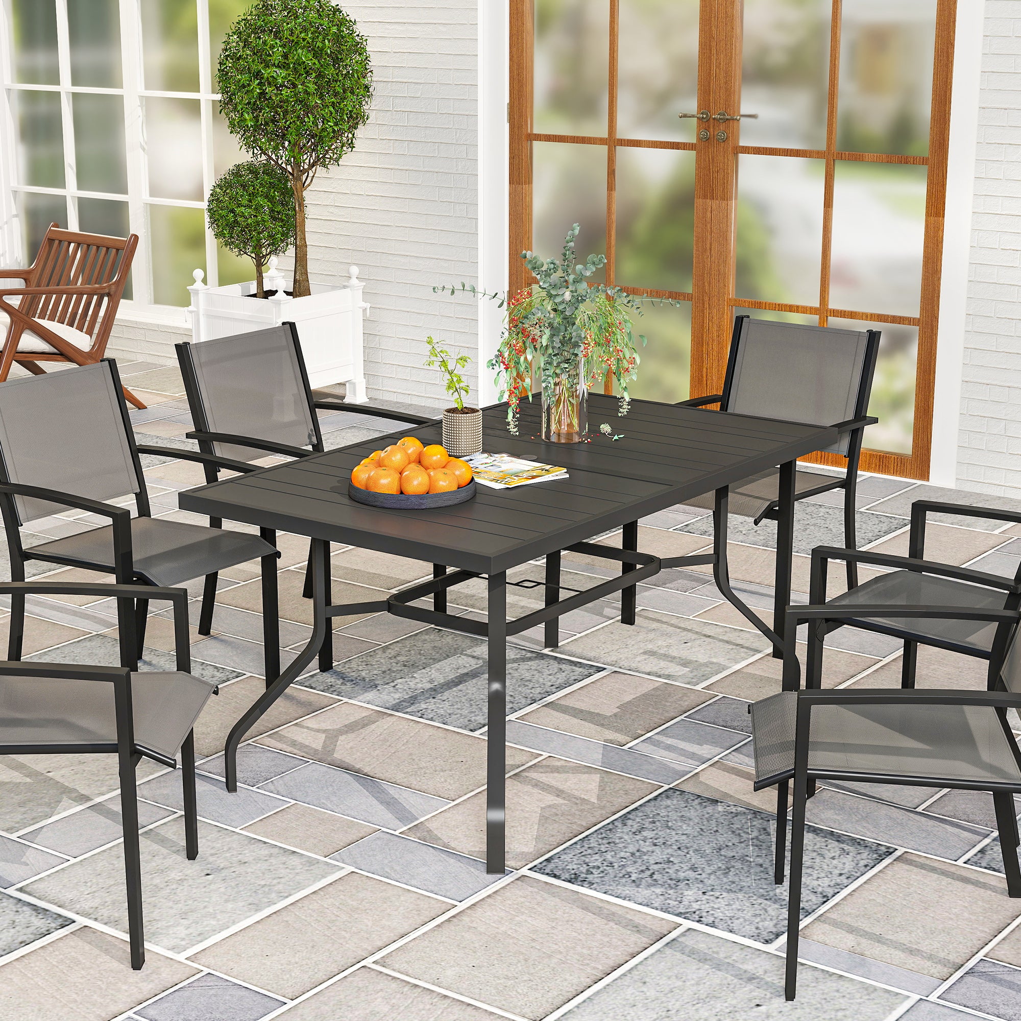 Outsunny Gartentisch 152x90 cm, Wetterfest Balkontisch aus Stahl, Beistelltisch mit Schirmloch, Latten-Design Schwarz