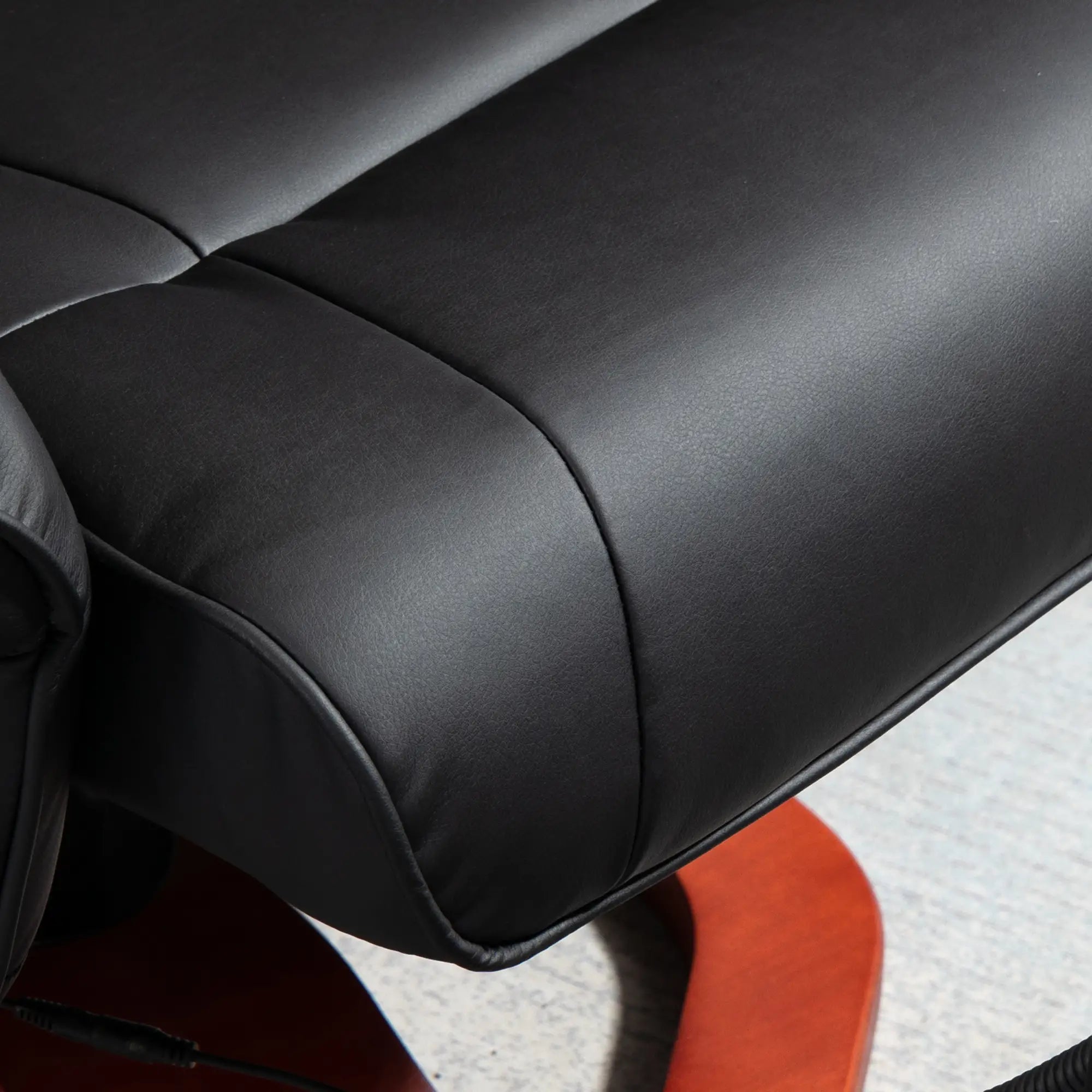 HOMCOM Massagesessel, mit Fußhocker, 10 Massagepunkte, Liegefunktion, drehbarer Sitz, Schwarz, 73 x 83 x 106cm