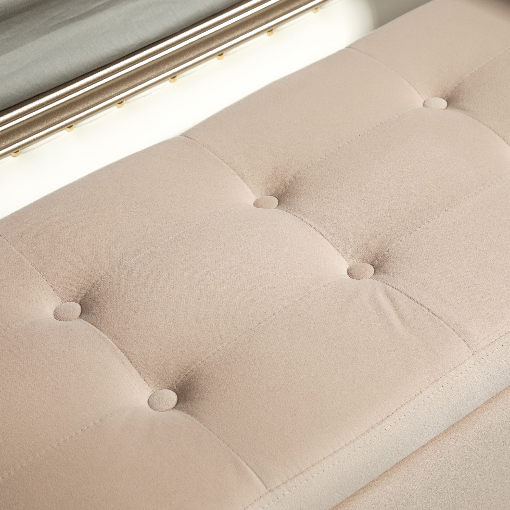 HOMCOM Polsterbank mit Stauraum, Armlehnen, Samtartiges Polyester, Kautschukholz, 107 x 42 x 65 cm, Beige