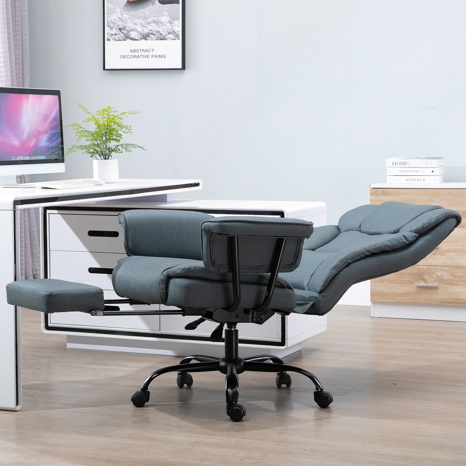 Vinsetto Bürostuhl Ergonomischer Chefsessel 360° Drehbar Computerstuhl höhenverstellbar mit Kopfstütze und gepolsterte Armlehnen mit Fußstütze Kunstleder 68 x 80 x 120–126 cm