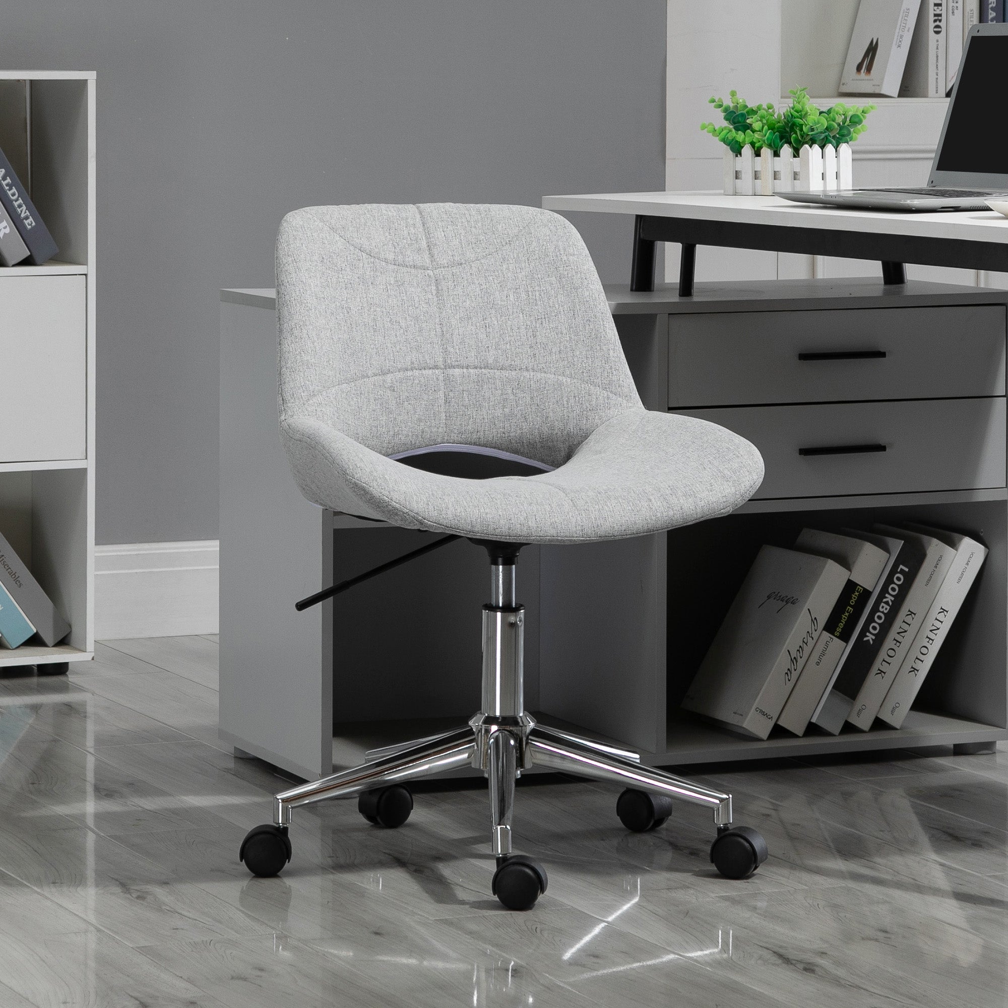 HOMCOM Bürostuhl, höhenverstellbar, um 360° drehbar, bis 110 kg, Metallrahmen, hellgrau, 49 x 56,5 x 73-82,5 cm