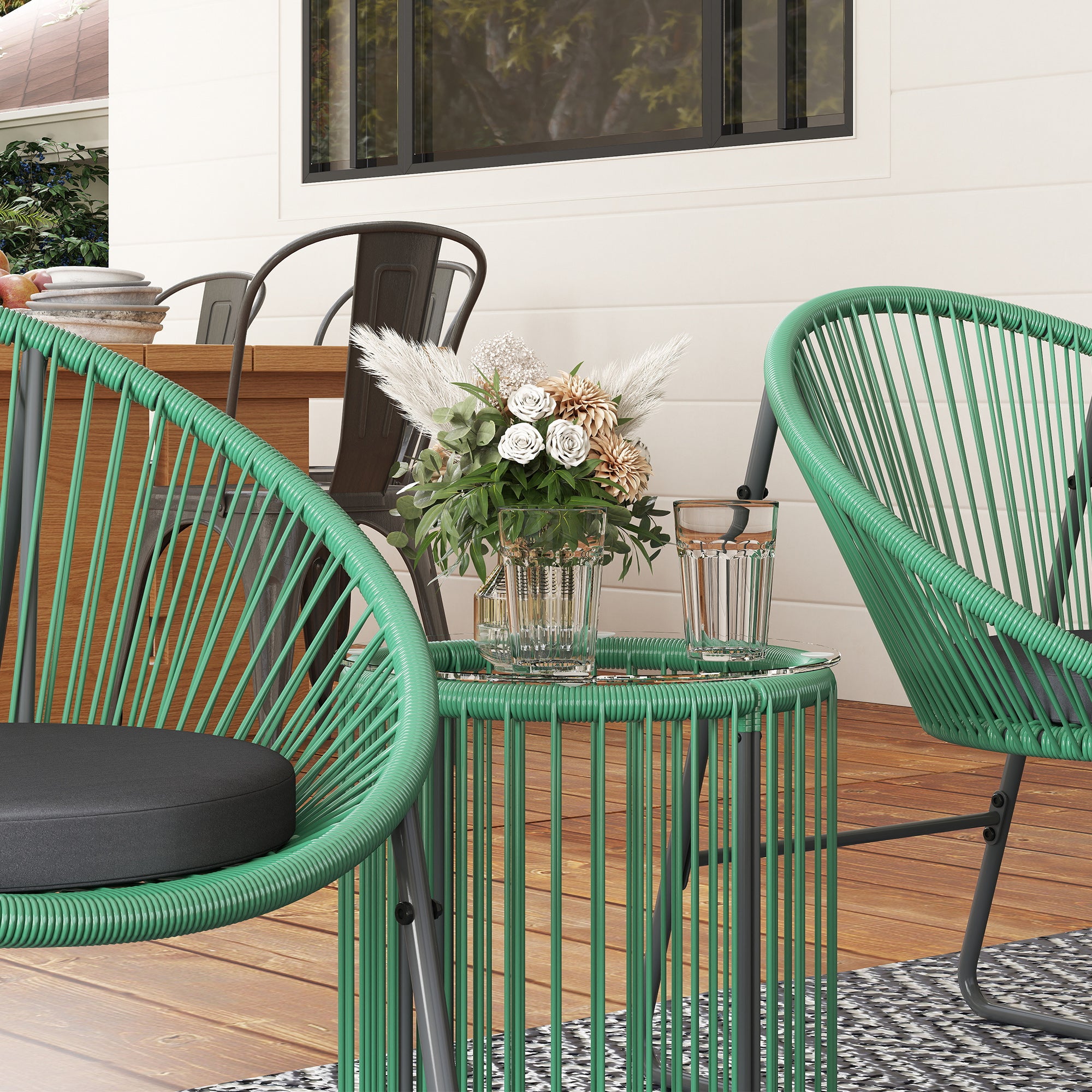 Outsunny 3-teiliges Outdoor-Möbelset, 1 Tisch, 2 Stühle, Glastischplatte, Kunststoff-Rattan um Stahlrahmen, weiche Kissen, Grün