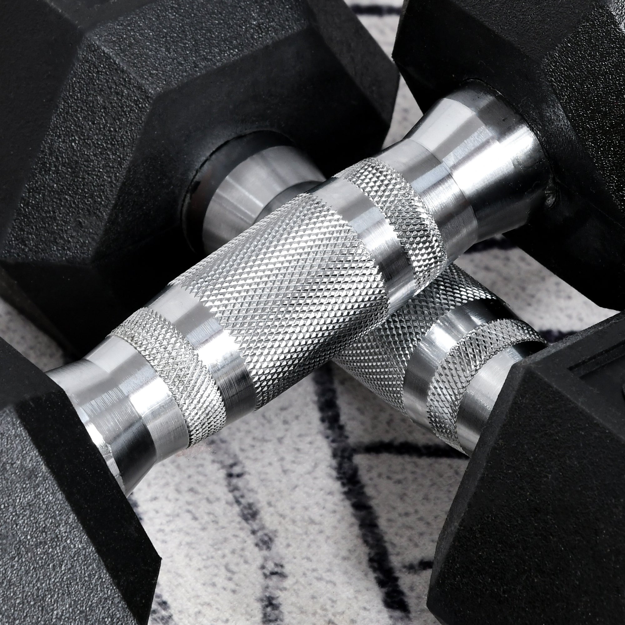 HOMCOM Hantelset, 2er Set Hanteln mit gerändeltem Griff, Kurzhantelset aus Gusseisen, 2 x 6 kg, Kurzhanteln für Männer und Frauen, Dumbbell Set für Zuhause, Fitnessstudio, Krafttraining