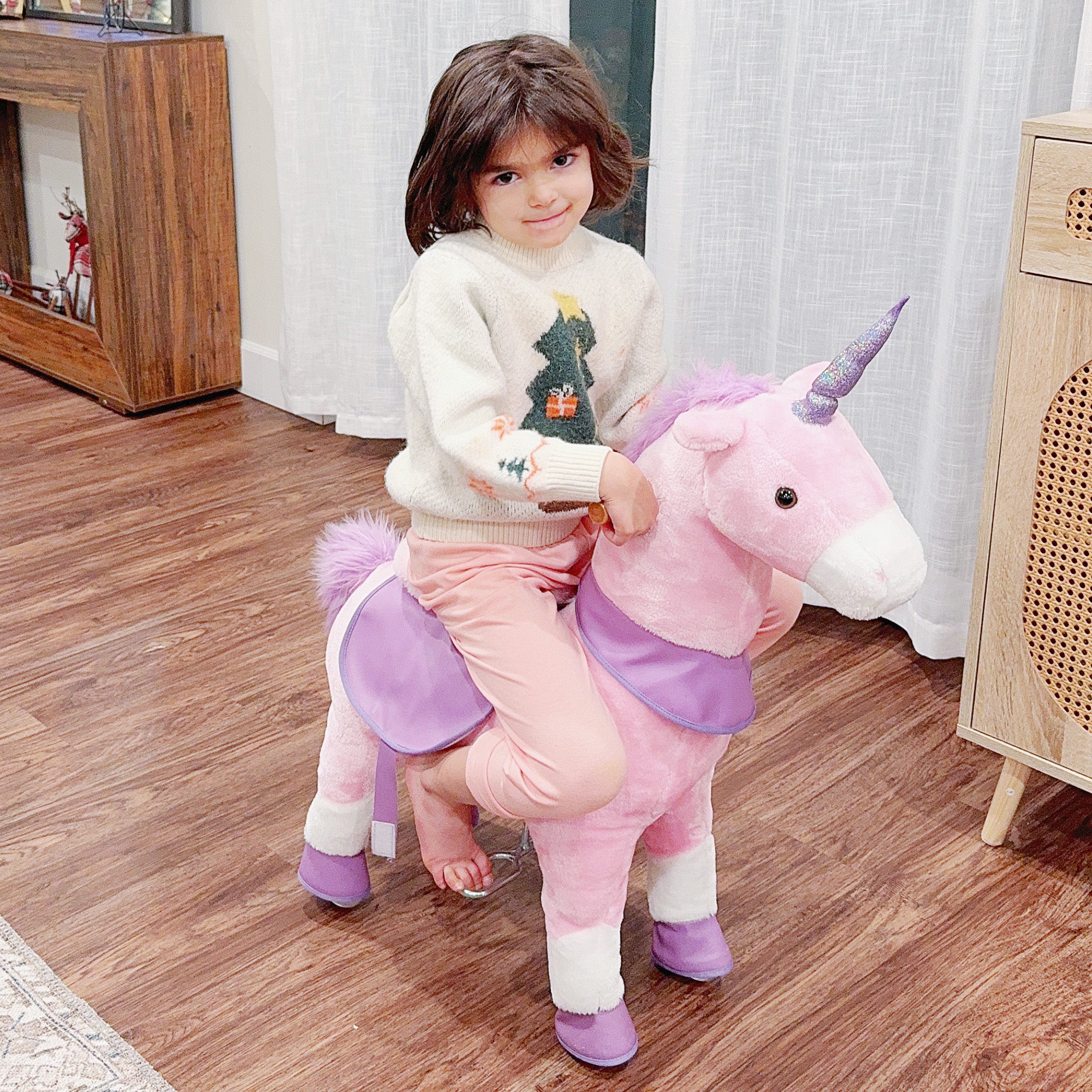 HOMCOM Schaukelpferd Einhorn, 4 Rollen, 2 Pedale, gepolsterter Sattel, 70 cm x 32 cm x 87 cm; Pink + Lila + Weiß