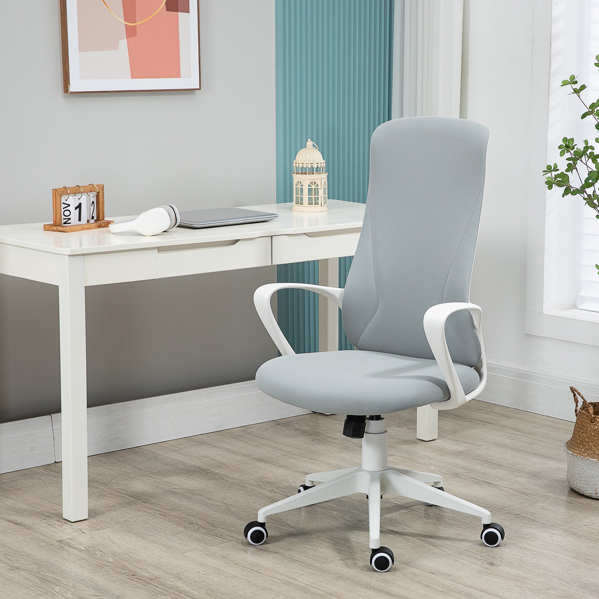 Vinsetto Bürostuhl mit Wippfunktion, Höhenverstellbar, bis 120 kg, Ergonomisch, Drehbar, 62x56x110-119,5cm, Hellgrau