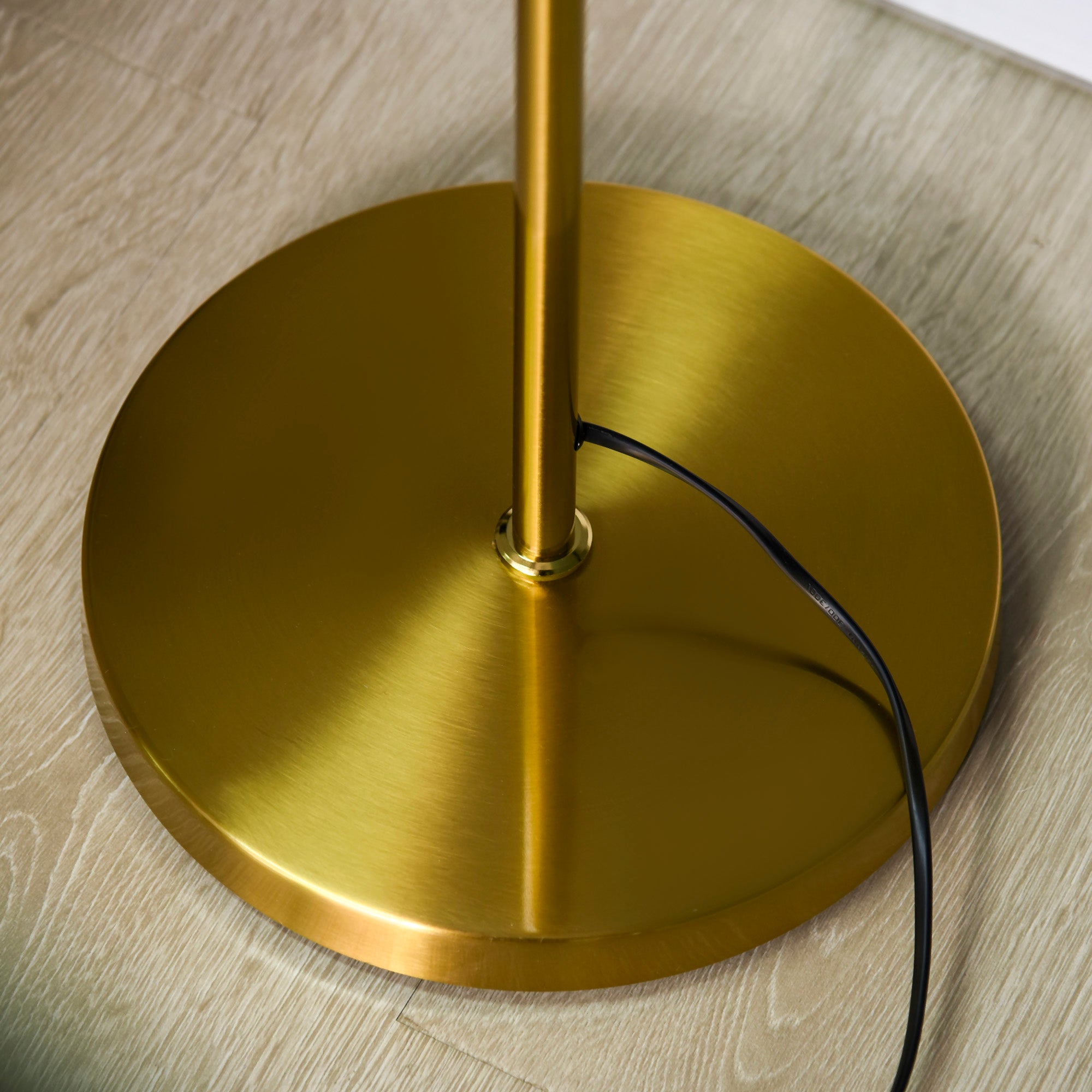 HOMCOM Stehleuchte im Retro-Design, Stehlampe, Stehlampe mit 3 Lampenschirmen, Glas, Gold