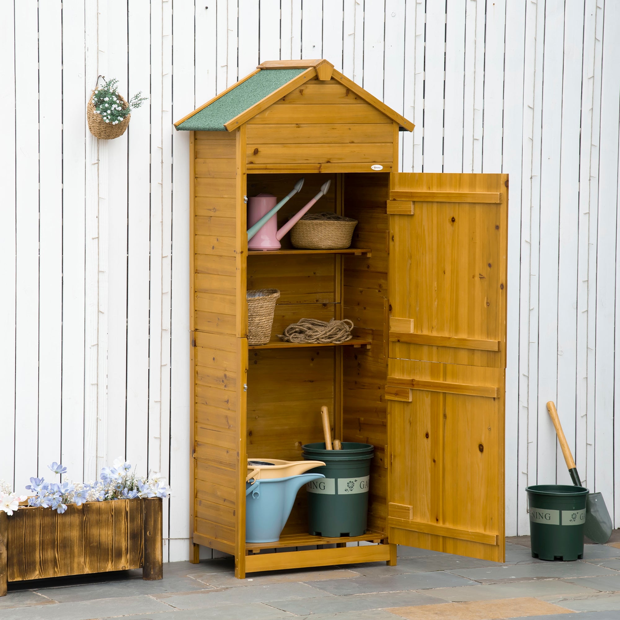 Wetterfestes Gerätehaus aus Holz mit Regalen & Türen
