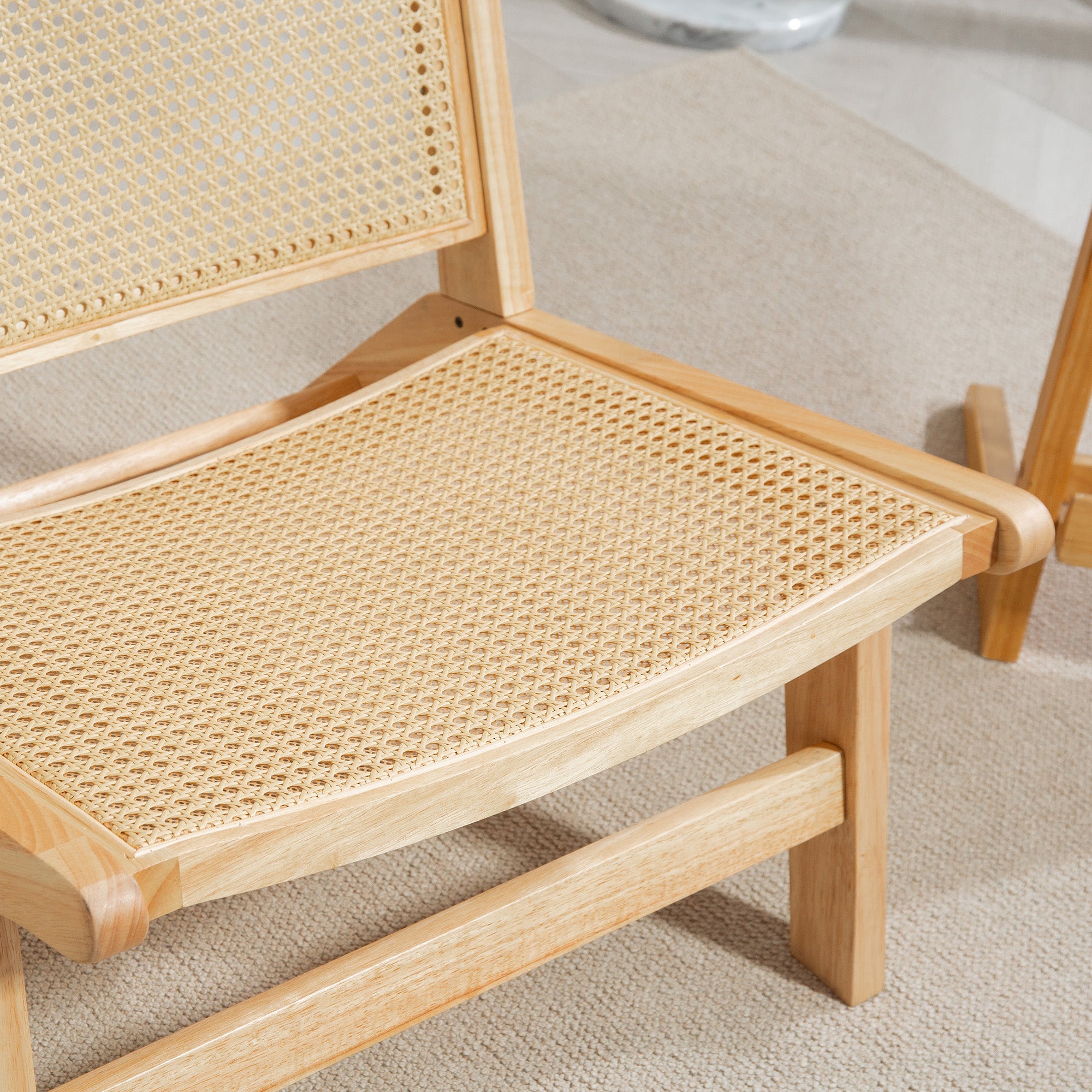 HOMCOM Rattanstuhl, Lesestuhl, Holzrahmen, breiter Sitz, 64 x 70 x 74 cm, Naturholz