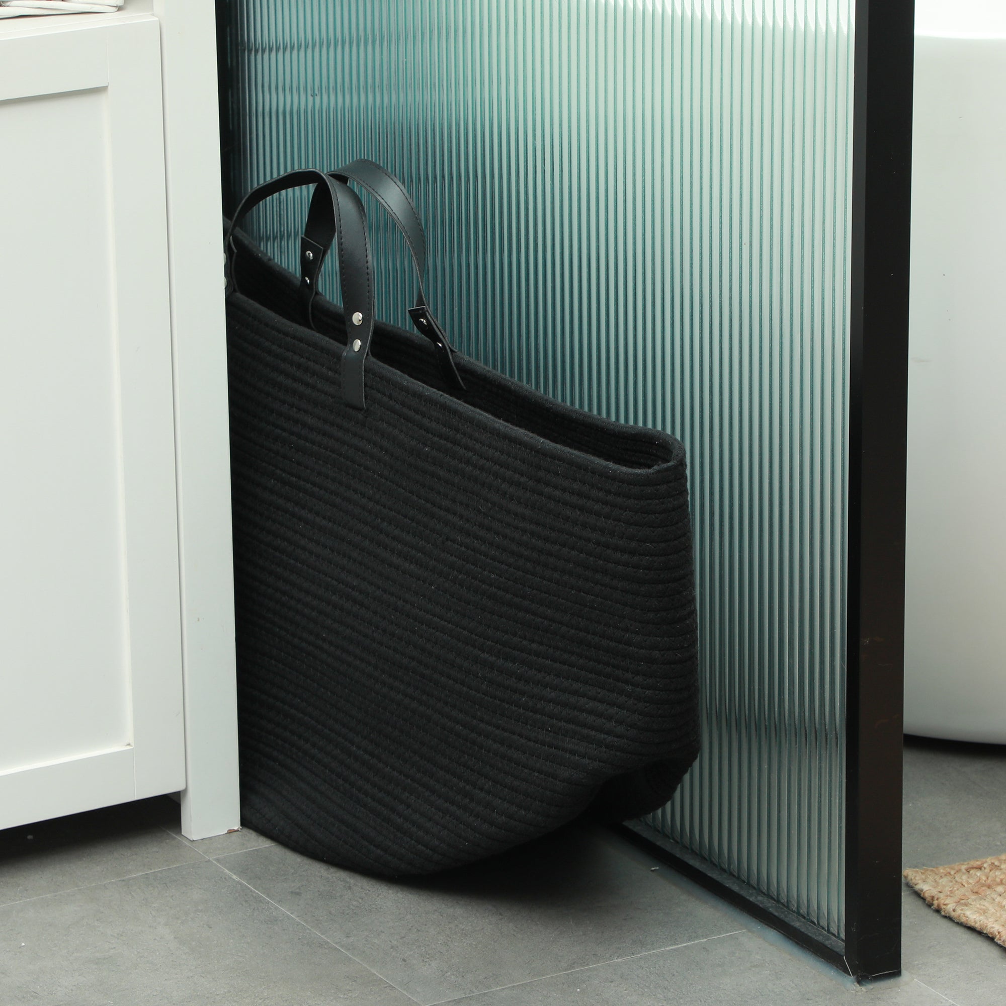 HOMCOM Wäschesack, 88L, tragbar, faltbar, Kunstledergriffe, Baumwolle, Ø56 x 35,5H cm, Schwarz
