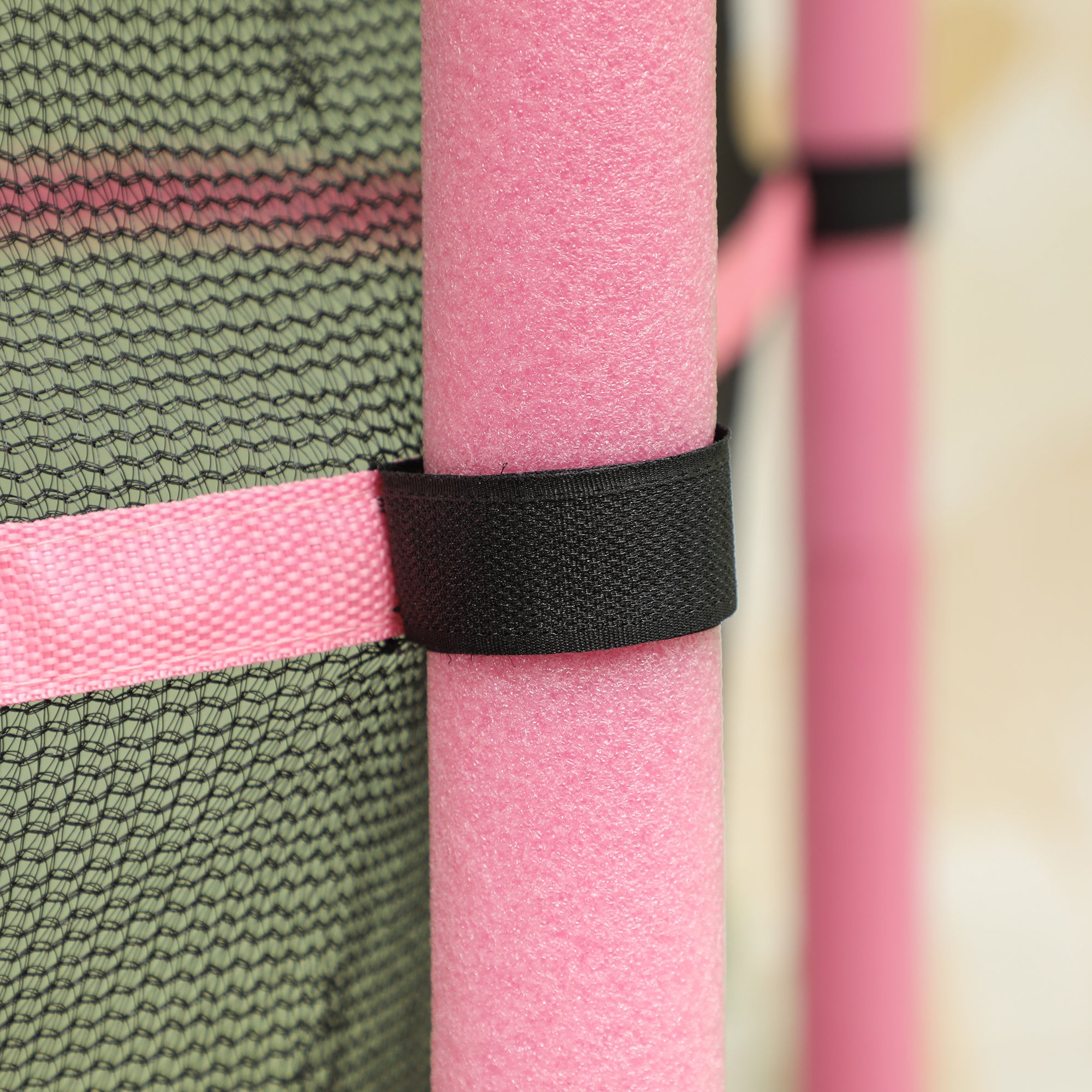 HOMCOM Trampolin für Kinder, Ø140 cm, mit Sicherheitsnetz, für innen und außen, Stahl, Kunststoff, belastbar bis 50 kg, Rosa
