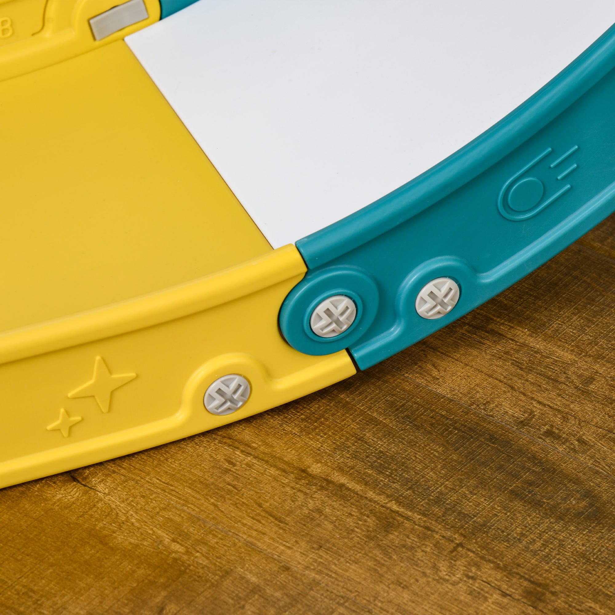 AIYAPLAY Kinderrutsche, 4 in 1, Kleinkinderrutsche mit Basketballkorb, Teleskop Klettergerüst Gelb 70 x 177 x 92 cm