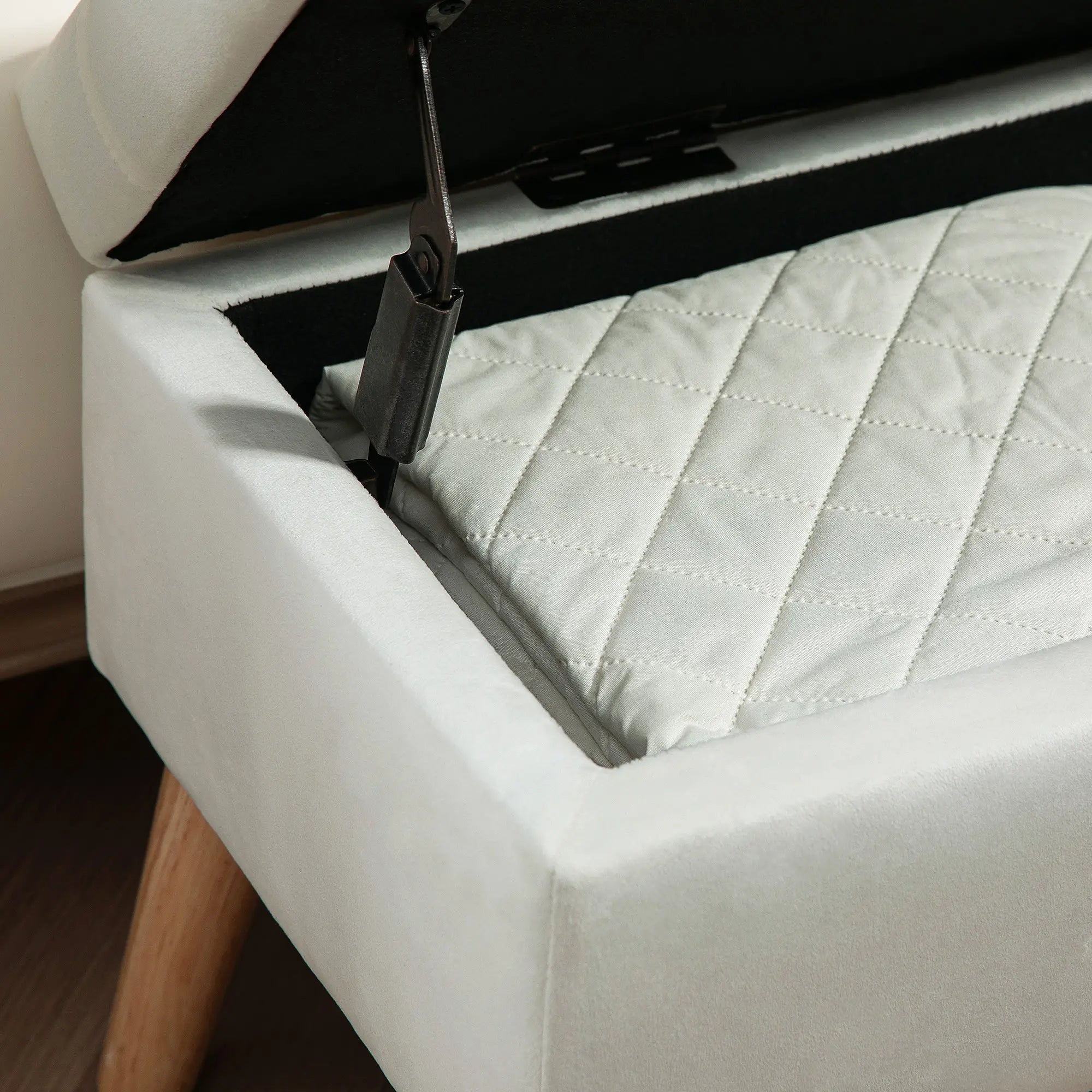 HOMCOM Polsterbank mit Stauraum, Stoffbezug in Samtoptik, Holzbeine, für Wohnzimmer, Schlafzimmer, Flur, 80 x 35 x 40 cm, Weiß