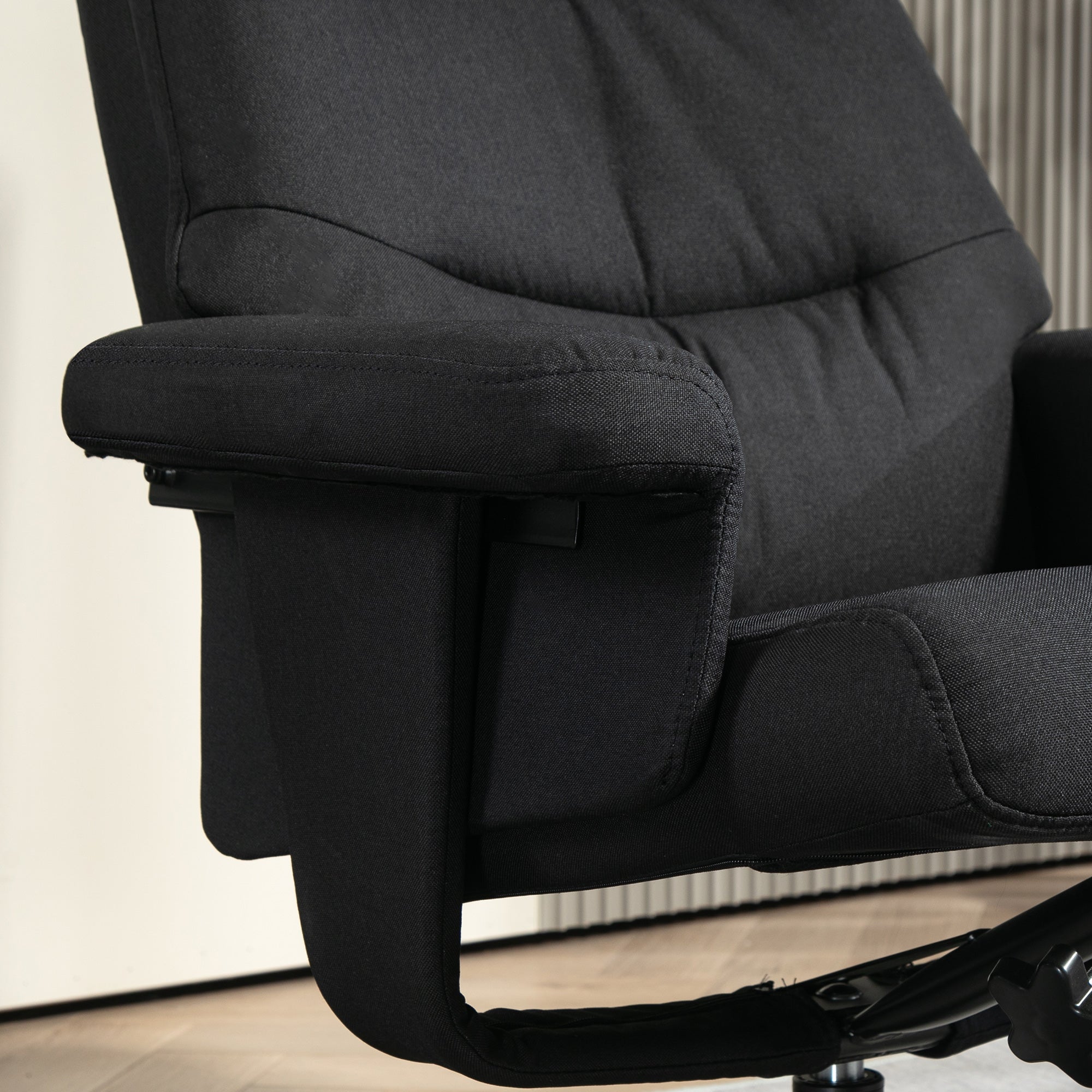 HOMCOM Liegesessel mit Hocker, drehbar, Wippfunktion, Samtoptik, bis 150 kg, Schwarz