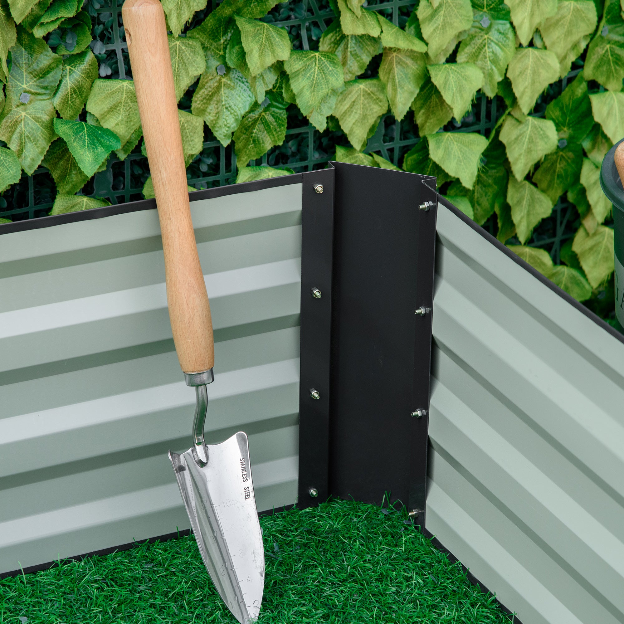 Outsunny Stahl-Hochbeet, offener Boden, einfacher Aufbau, 95L x 90,5B x 29,8H cm, Grau