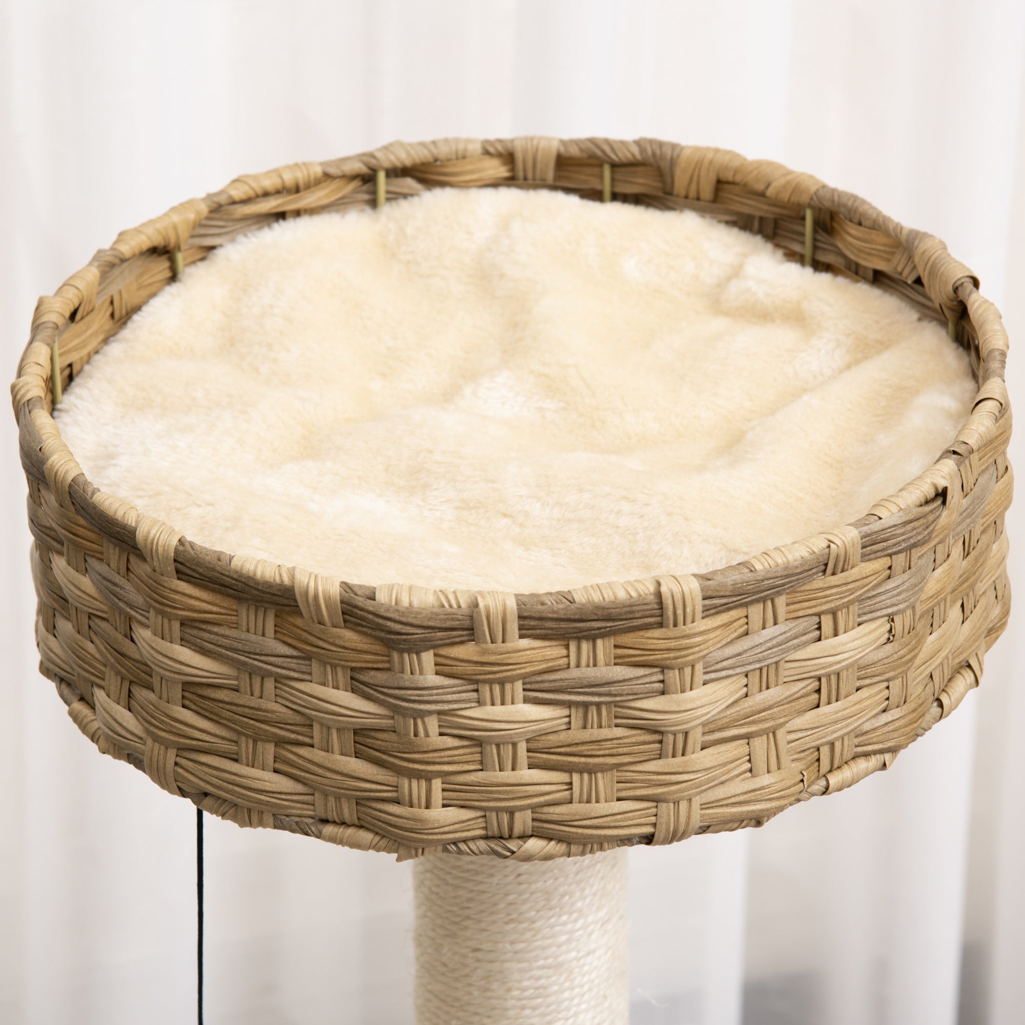 PawHut Kratzbaum Rattan 95 cm Höhe 3-Stufiger Katzenbaum mit Platform, Katzenbett, Kletterbaum mit Katzenhöhle Sisalstämmen Spielbälle Katzenmöbel Sisal Natur+Beige