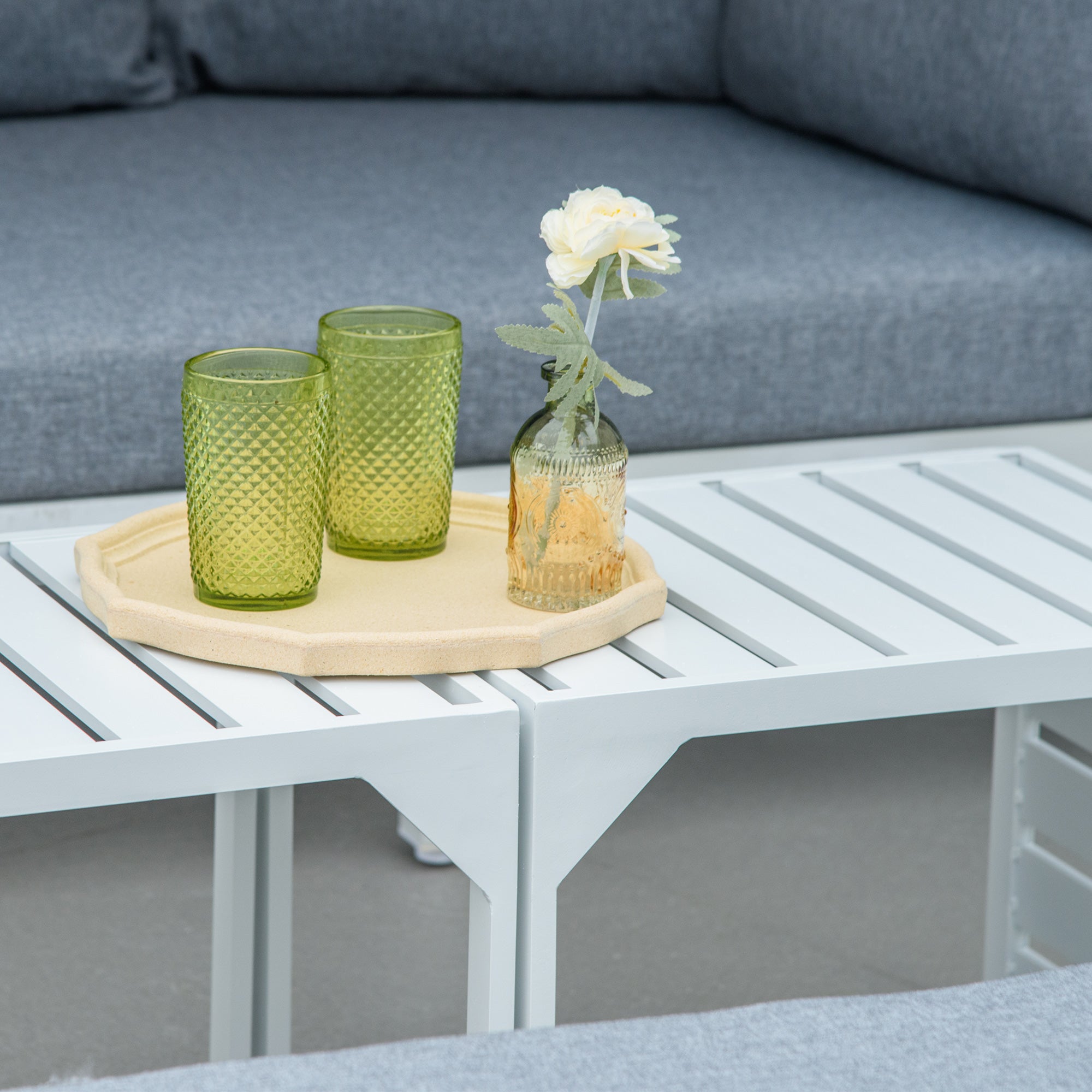 Outsunny Gartenmöbel-Set für 5 Personen, Sonneninsel, Gartensofa mit Baldachin, inkl. Kissen, Weiß + Grau