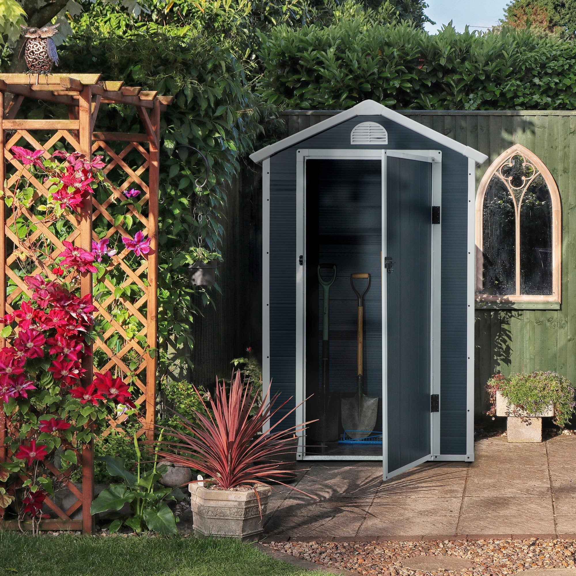 Outsunny Gerätehaus Kunststoff 1,9m² 134x104x204cm Geräteschuppen mit Satteldach Tür wetterfest Gartenhaus Outdoor Garten Schuppen Schrank für Hinterhof Außenbereich Dunkelgrau