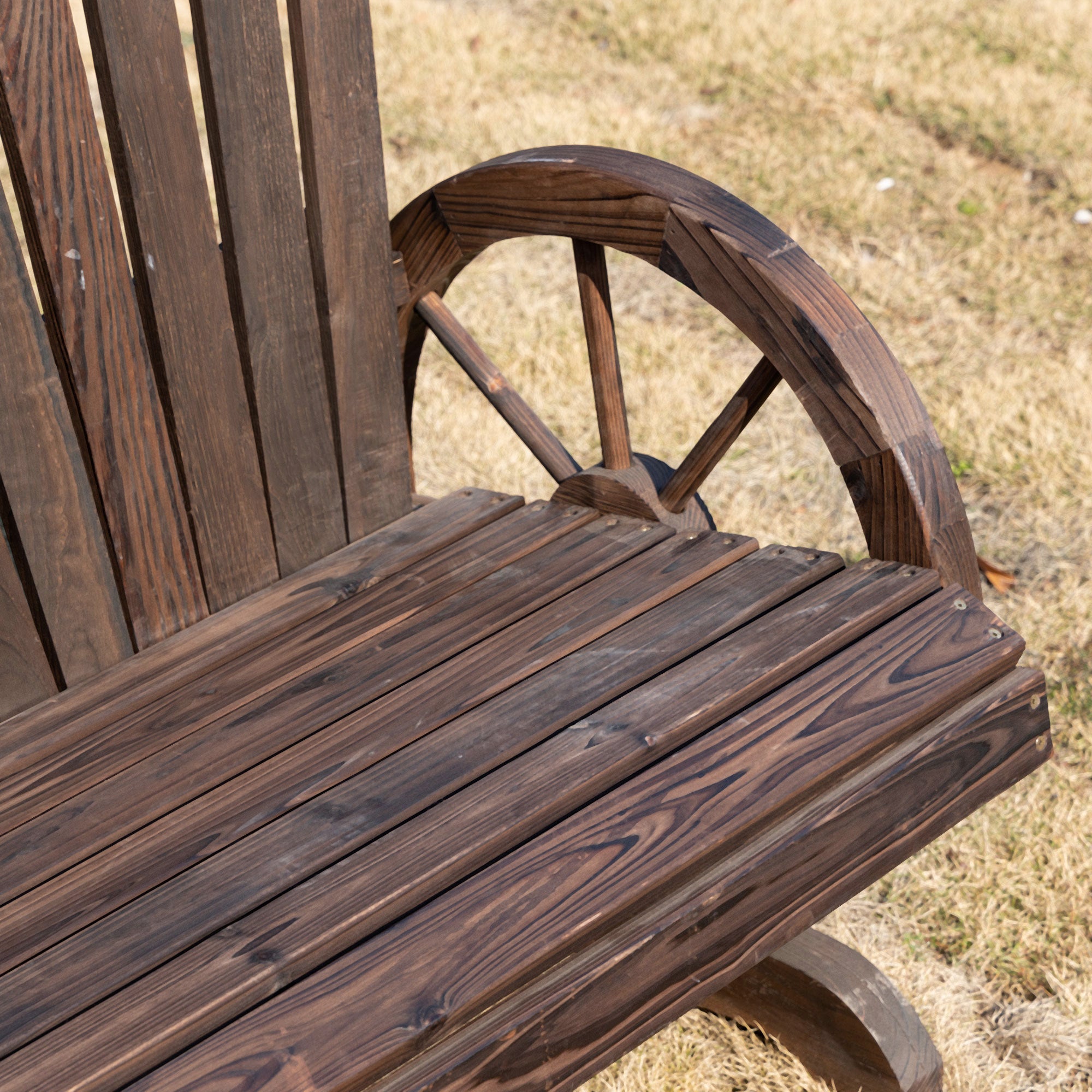 Outsunny 2-Sitzer Gartenbank Massivholz, Sitzbank mit Armlehne, Gartenmöbel 250kg belastbar, Rustikale Bank für Garten, Terrasse und andere Außenbereiche, 108 x 66 x 95 cm, Dunkelbraun