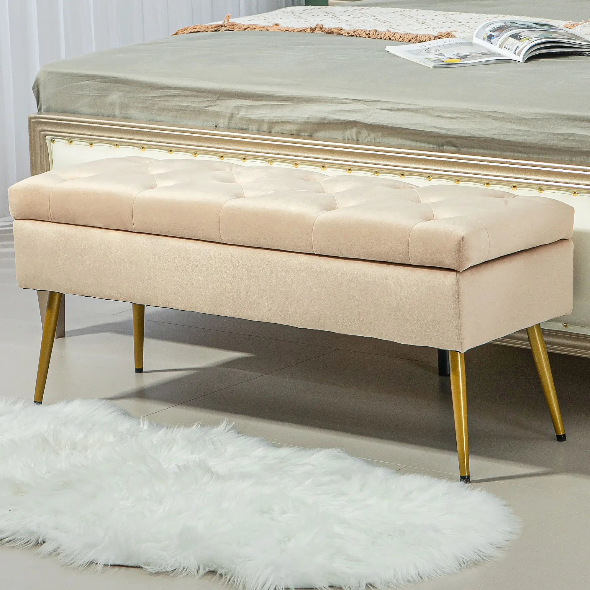 HOMCOM Stauraum-Sitzbank in Samtoptik, gepolsterter Fußhocker mit getuftetem Design, Metallrahmen, 102 x 35 x 43 cm, Beige