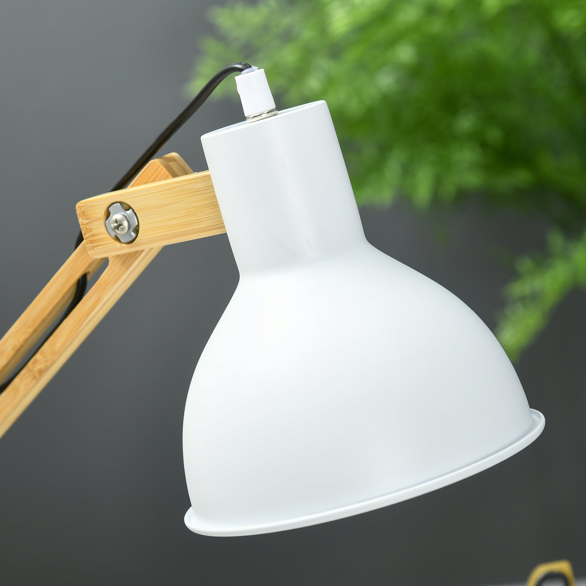 HOMCOM Schreibtischleuchte in Vintage-Design, Bambus, verstellbarer Schwenkarm, Weiß + Natur
