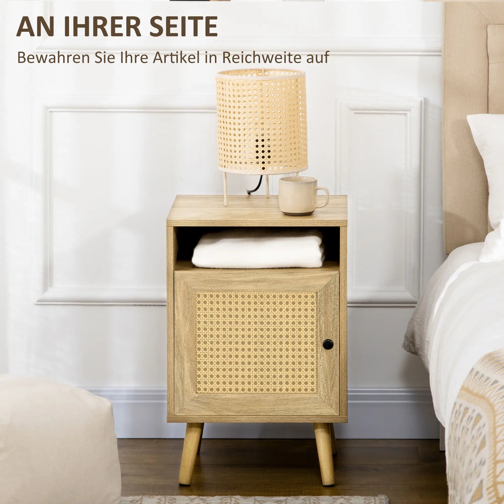 HOMCOM Nachttisch mit Rattandekor und Schrankfach