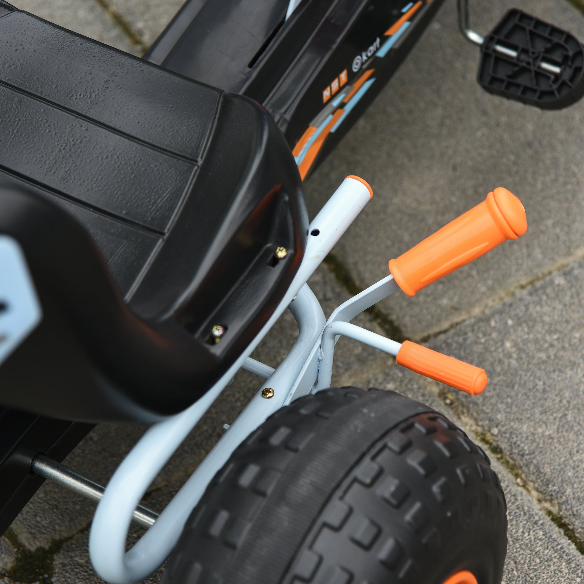 HOMCOM Gokart Tretauto mit Handbremse, verstellbarem Sitz, Pedal, Vor- und Rückwärtsgang, Kettcar Tretfahrzeug Kinderfahrzeug Kinderspielzeug Pedal-Gokart für Kinder ab 3 Jahren Hellblau