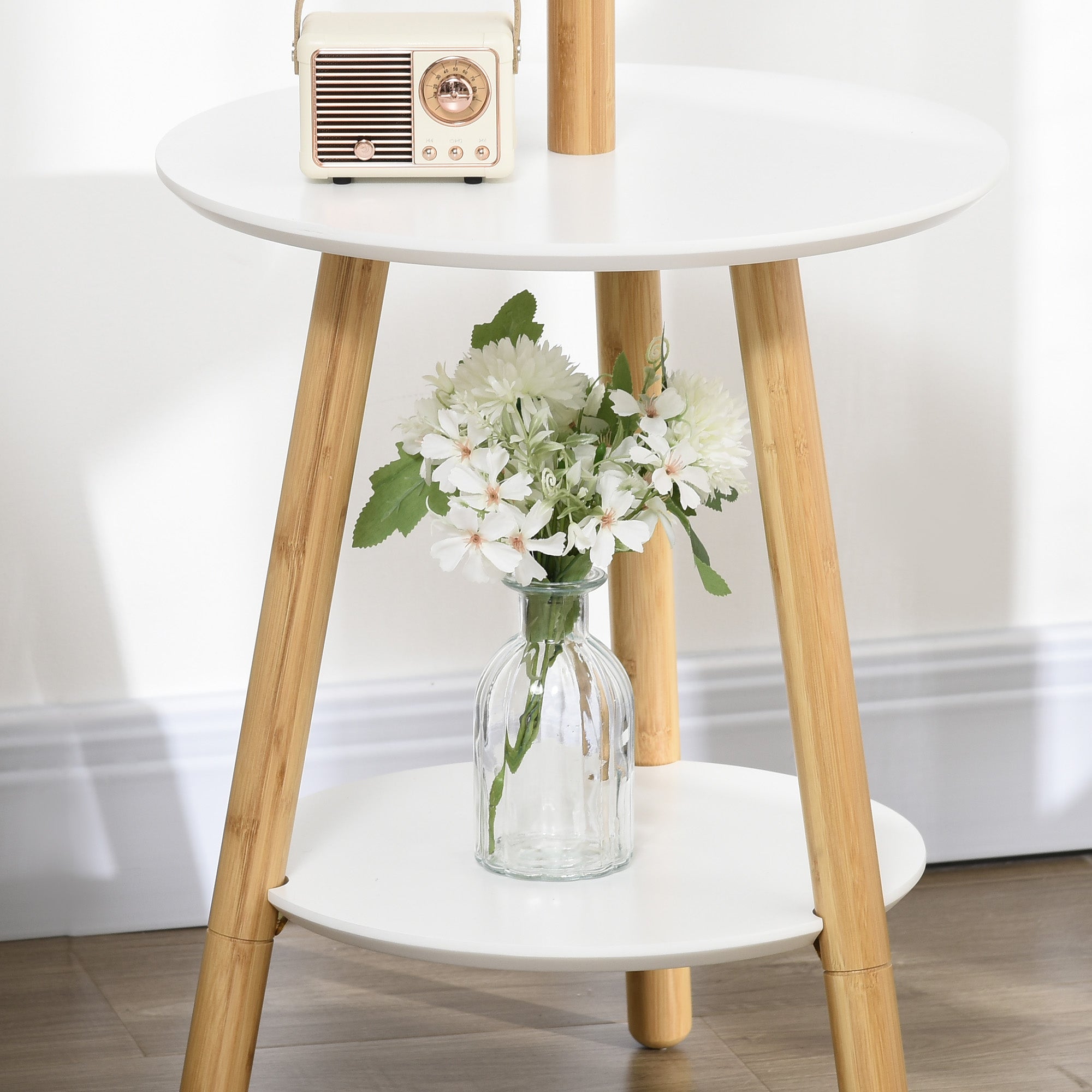 HOMCOM Garderobenständer mit Beistelltisch im Skandi-Design, 5 Kleiderhaken, 39, 5 cm x 39,5 cm x 171 cm, Natur + Weiß