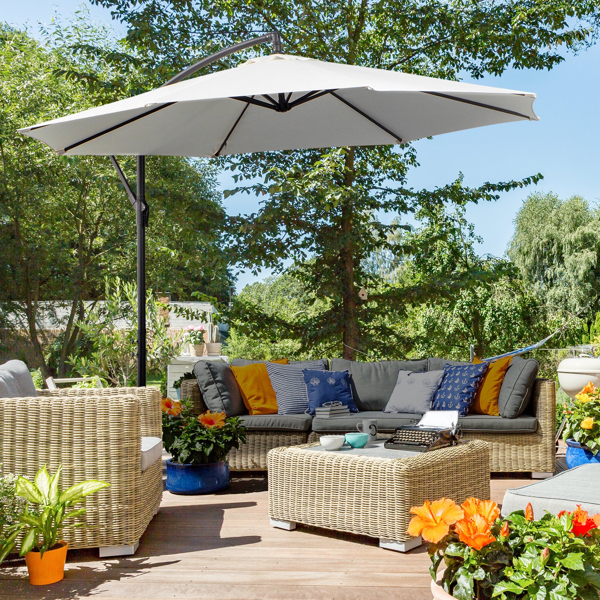Outsunny Sonnenschirm mit Kurbel Wetterbeständig 3 m x 3 m x 2,5 m Stahl Polyester